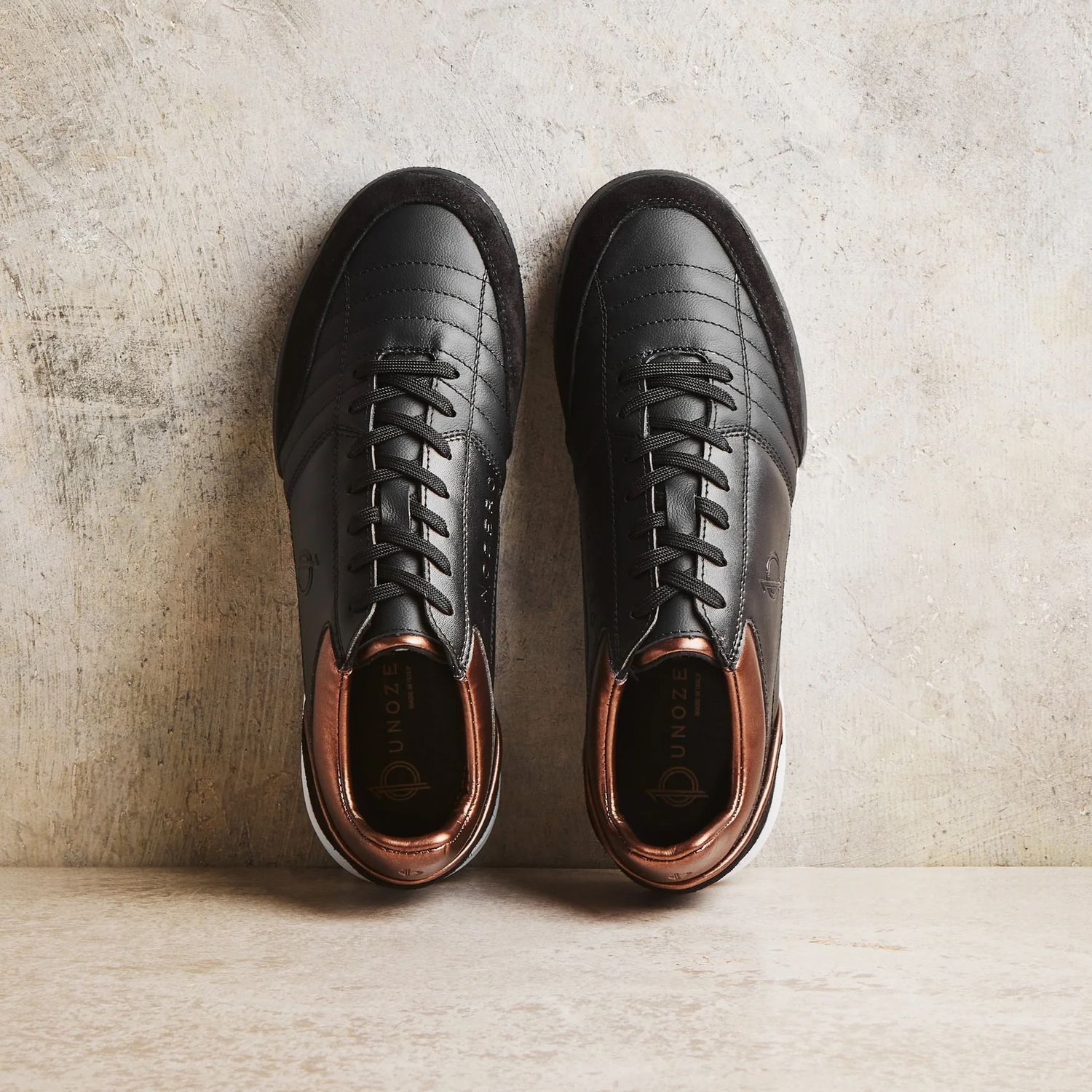 UNOZERO DOMINIO TURF (BLACK/GOLD)