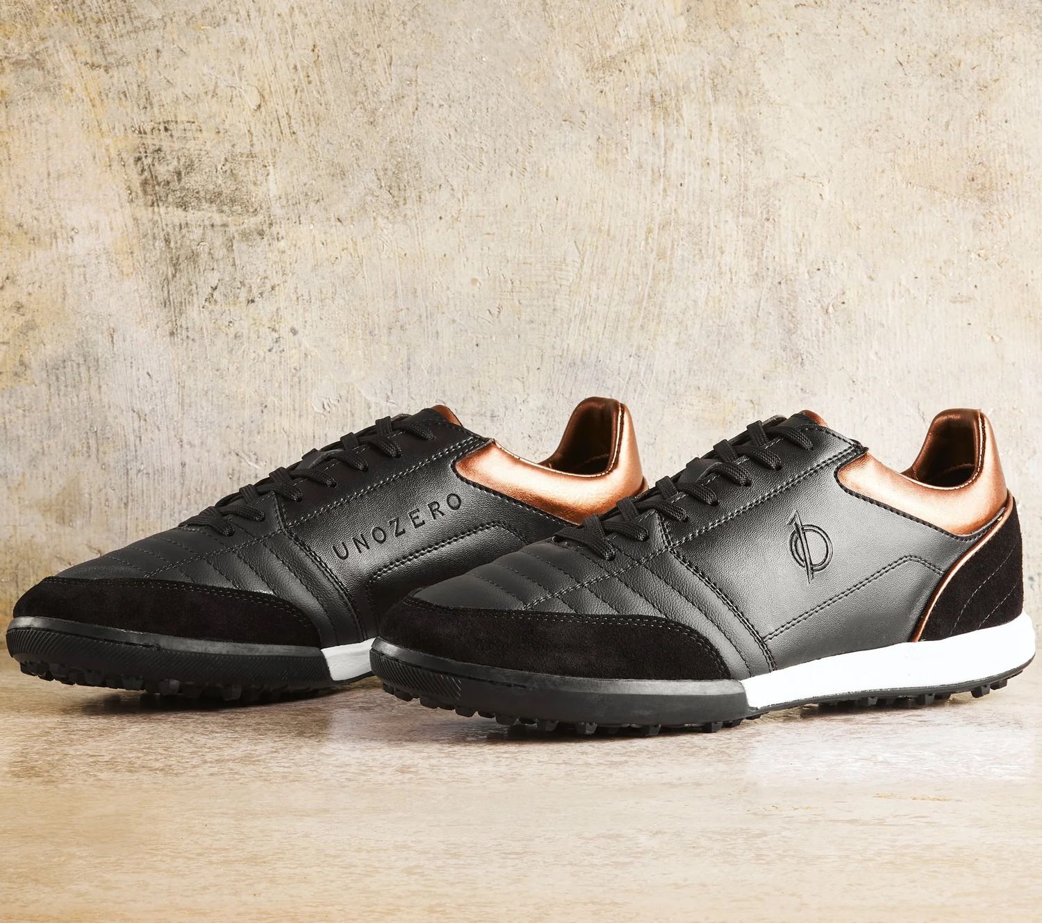UNOZERO DOMINIO TURF (BLACK/GOLD)