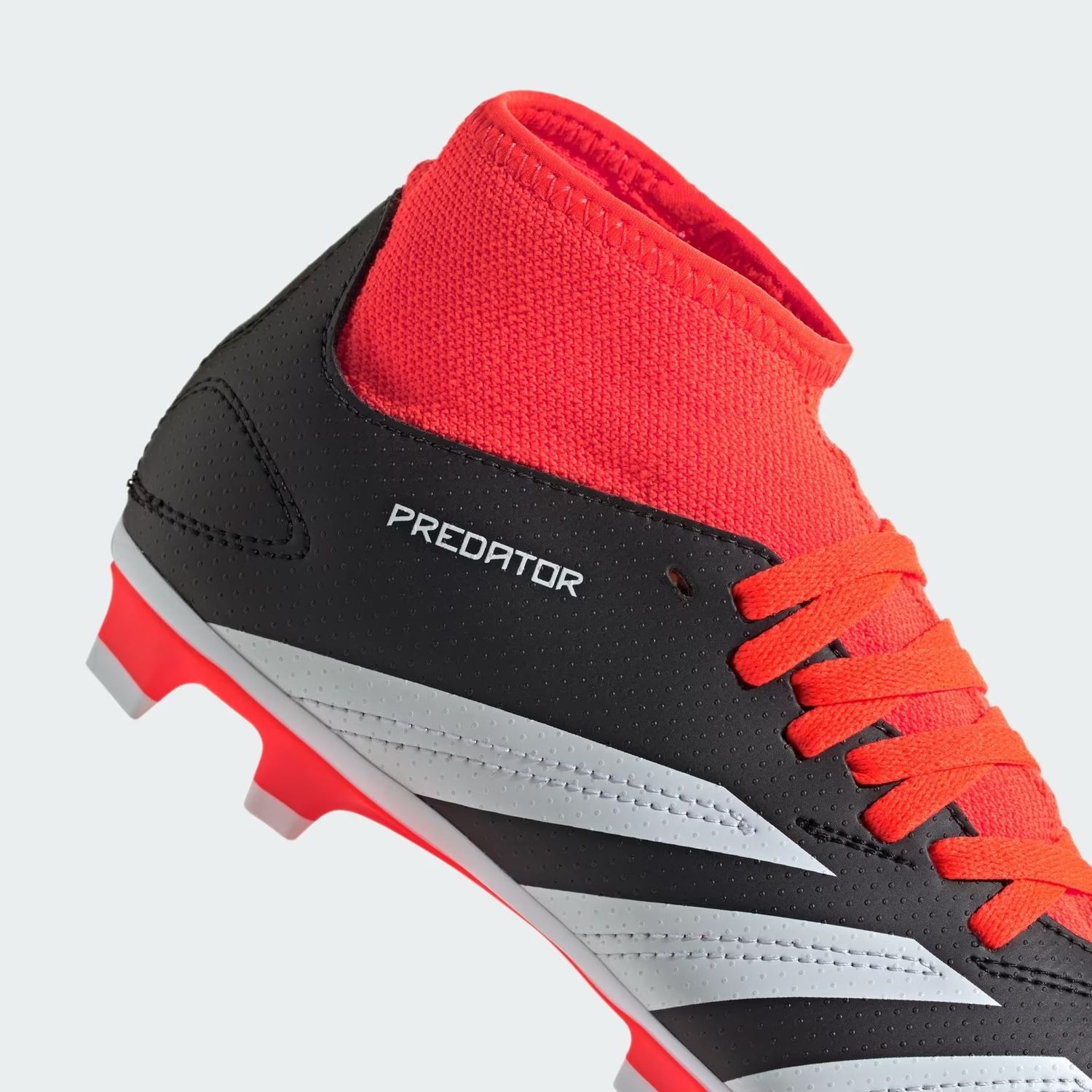 PREDATOR CLUB SOCK FxG JR (BLACK/ORANGE)