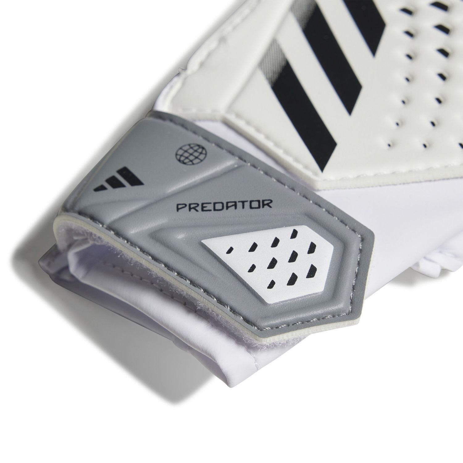 PREDATOR TRAINING GLOVES JR (WHITE/BLACK)