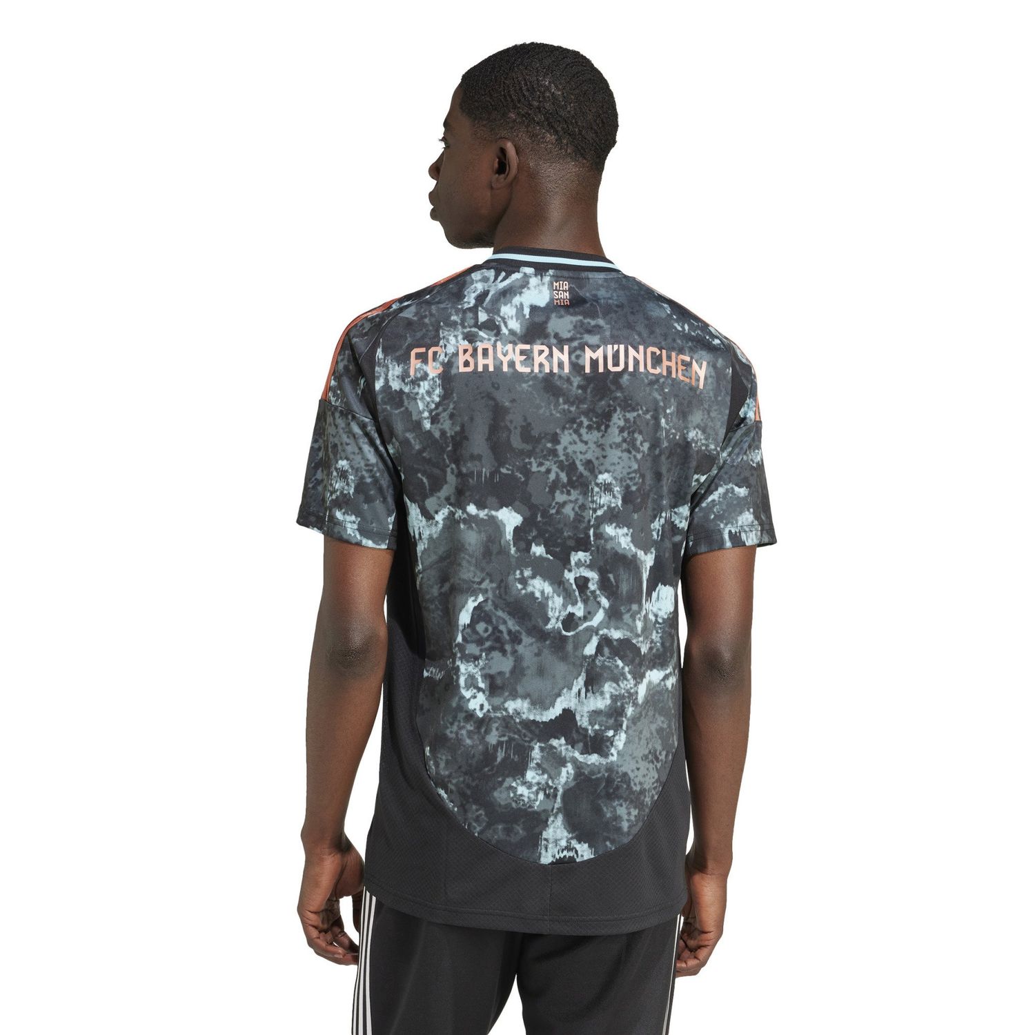 BAYERN 24/25 AWAY JERSEY (BLACK)