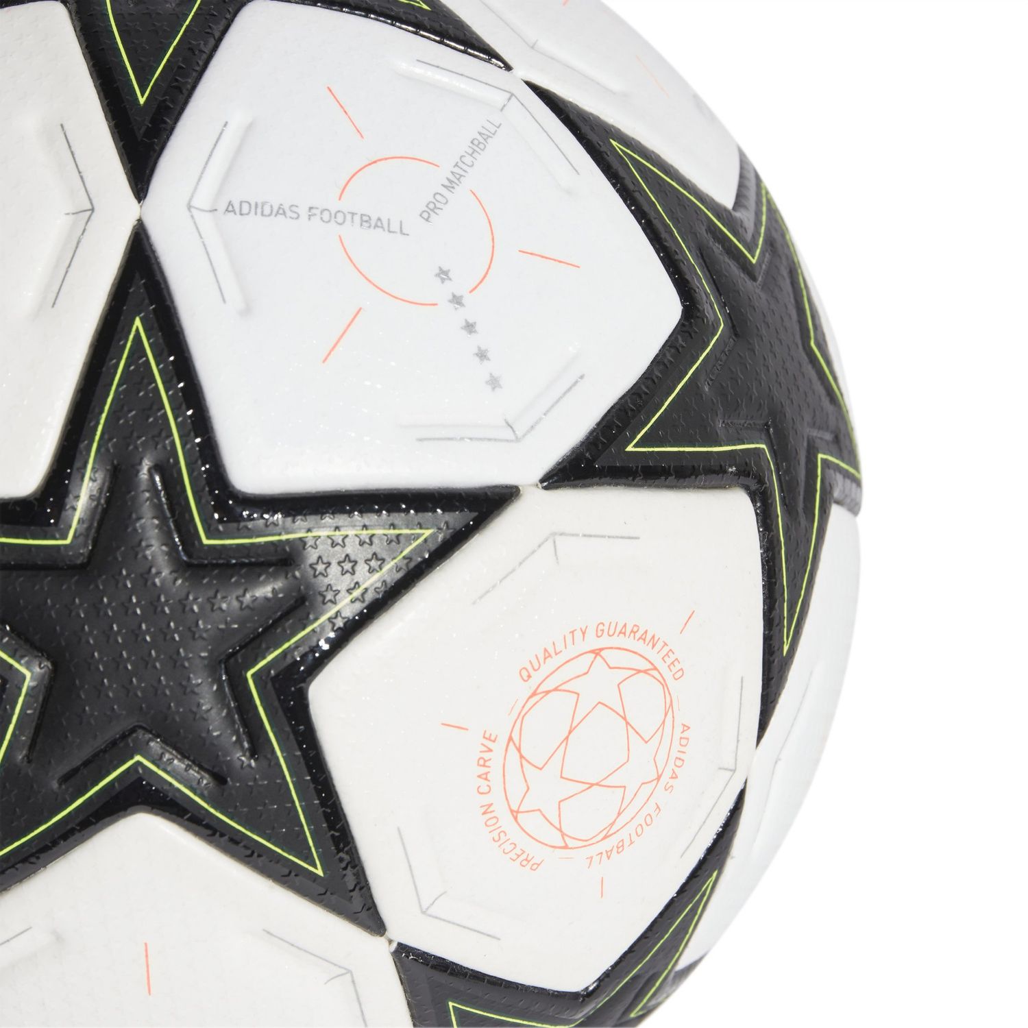 UCL 24/25 PRO BALL (WHITE/BLACK)