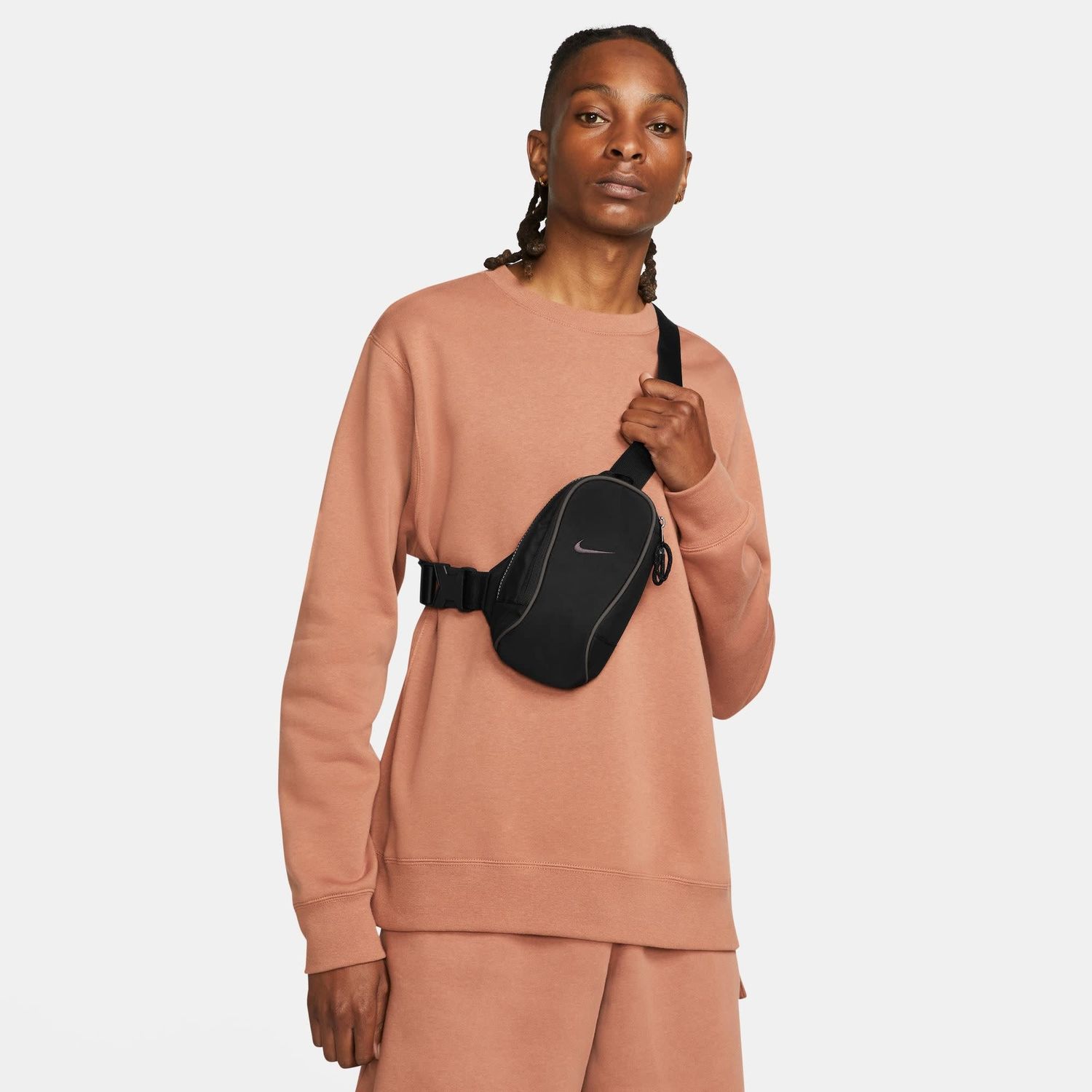 ESSENTIALS CROSSBODY BAG (BLACK/COPPER)