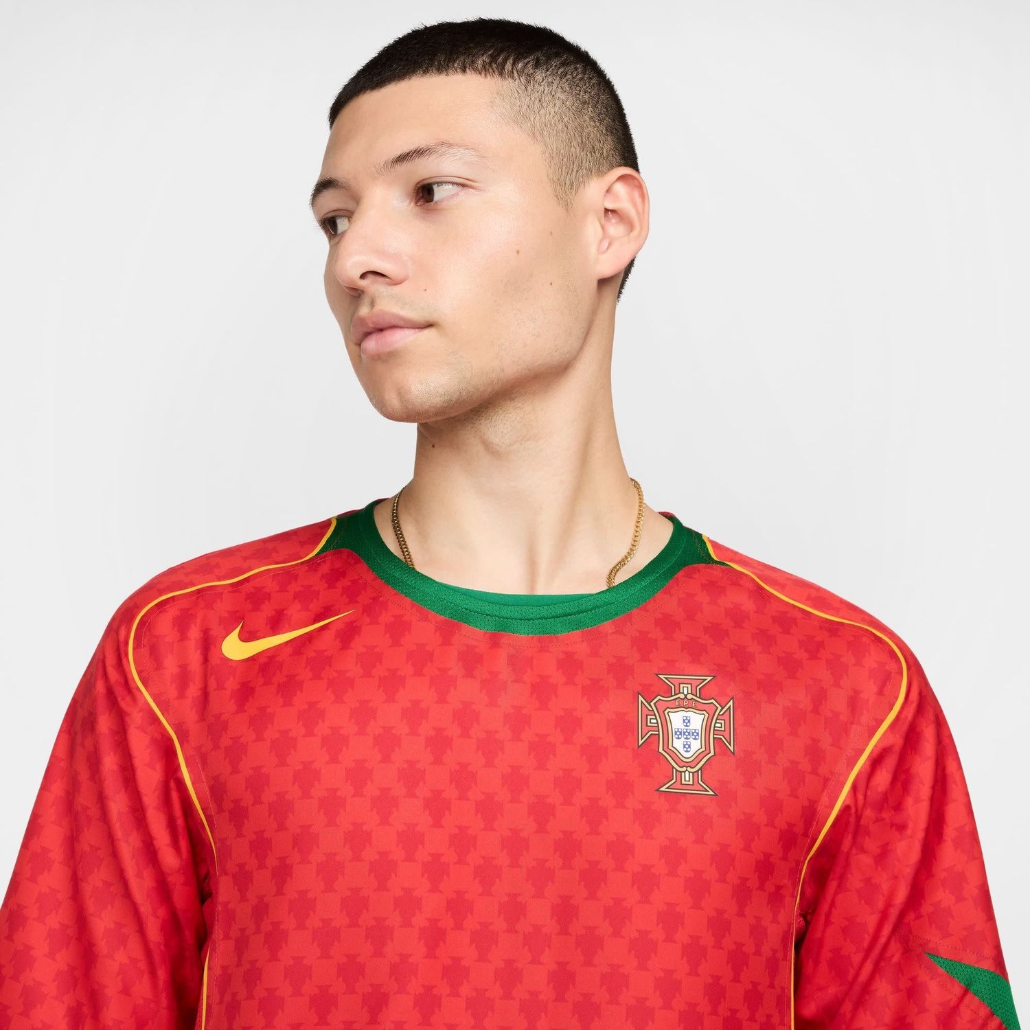 PORTUGAL REISSUE AUTHENTIC HOME JERSEY (RED)