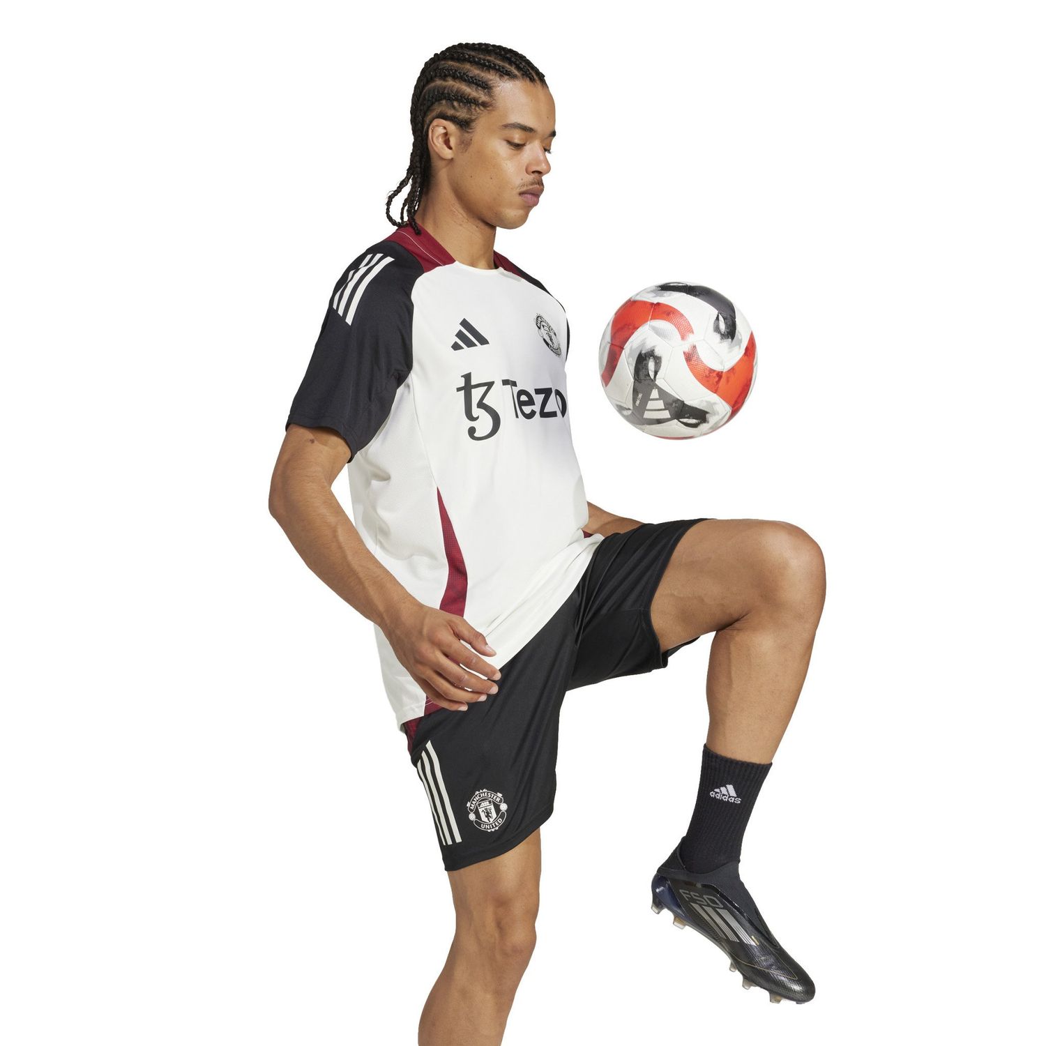 MANCHESTER UNITED 24/25 TRAINING JERSEY (WHITE/BLACK)