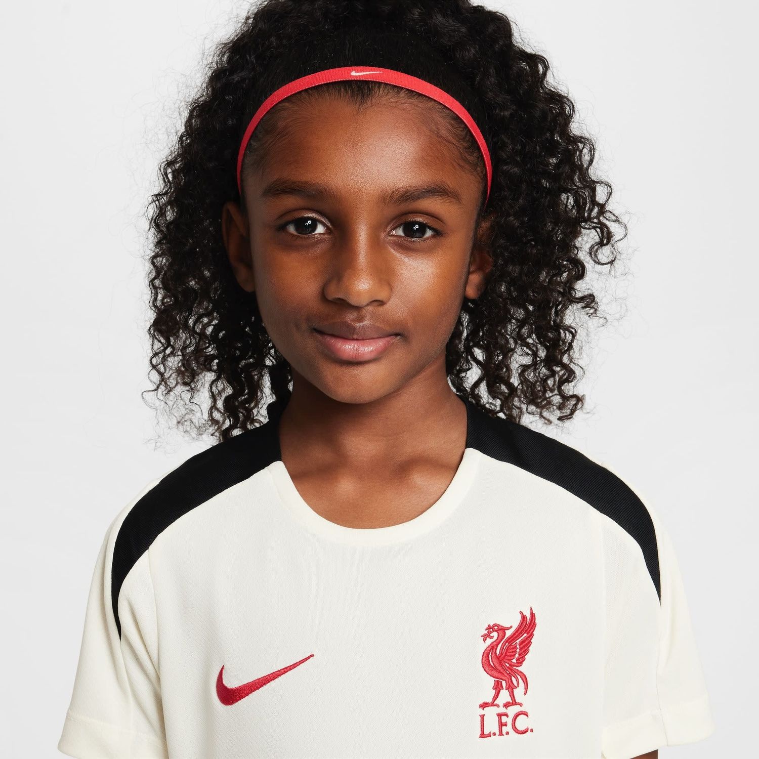 LIVERPOOL 24/25 STRIKE TRAINING JERSEY YOUTH (CREAM/BLACK)