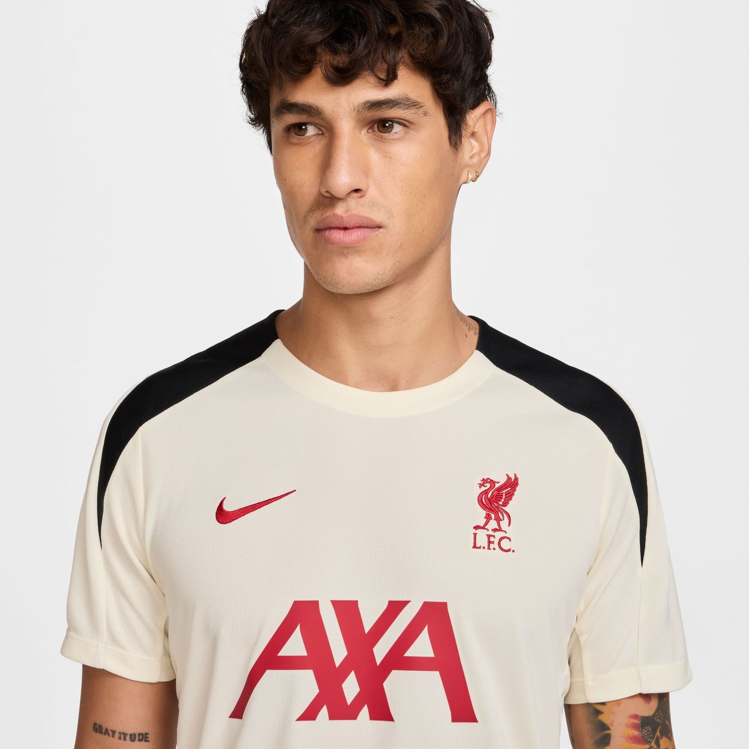 LIVERPOOL 24/25 STRIKE TRAINING JERSEY (CREAM)