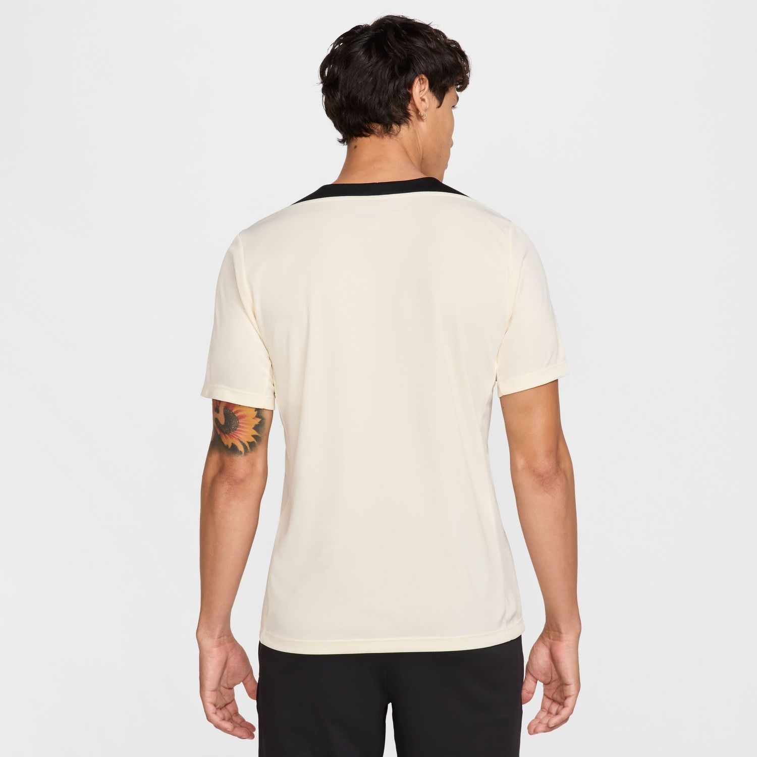 LIVERPOOL 24/25 STRIKE TRAINING JERSEY (CREAM)