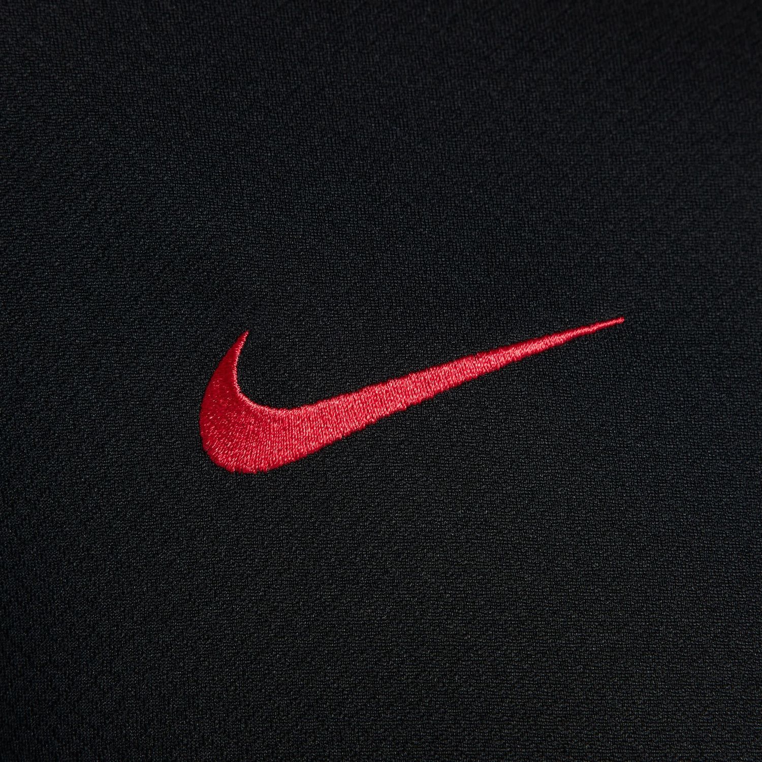 LIVERPOOL 24/25 STRIKE TRAINING JERSEY (BLACK)