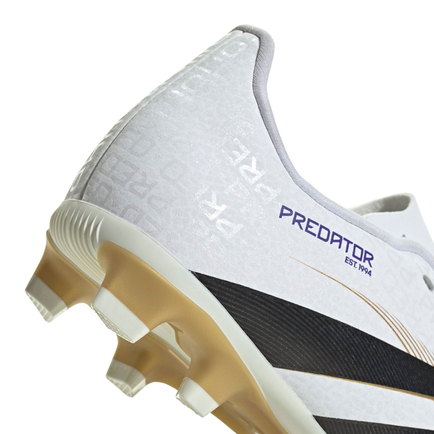 PREDATOR CLUB 25 FG/MG JR (WHITE/BLACK/GOLD)