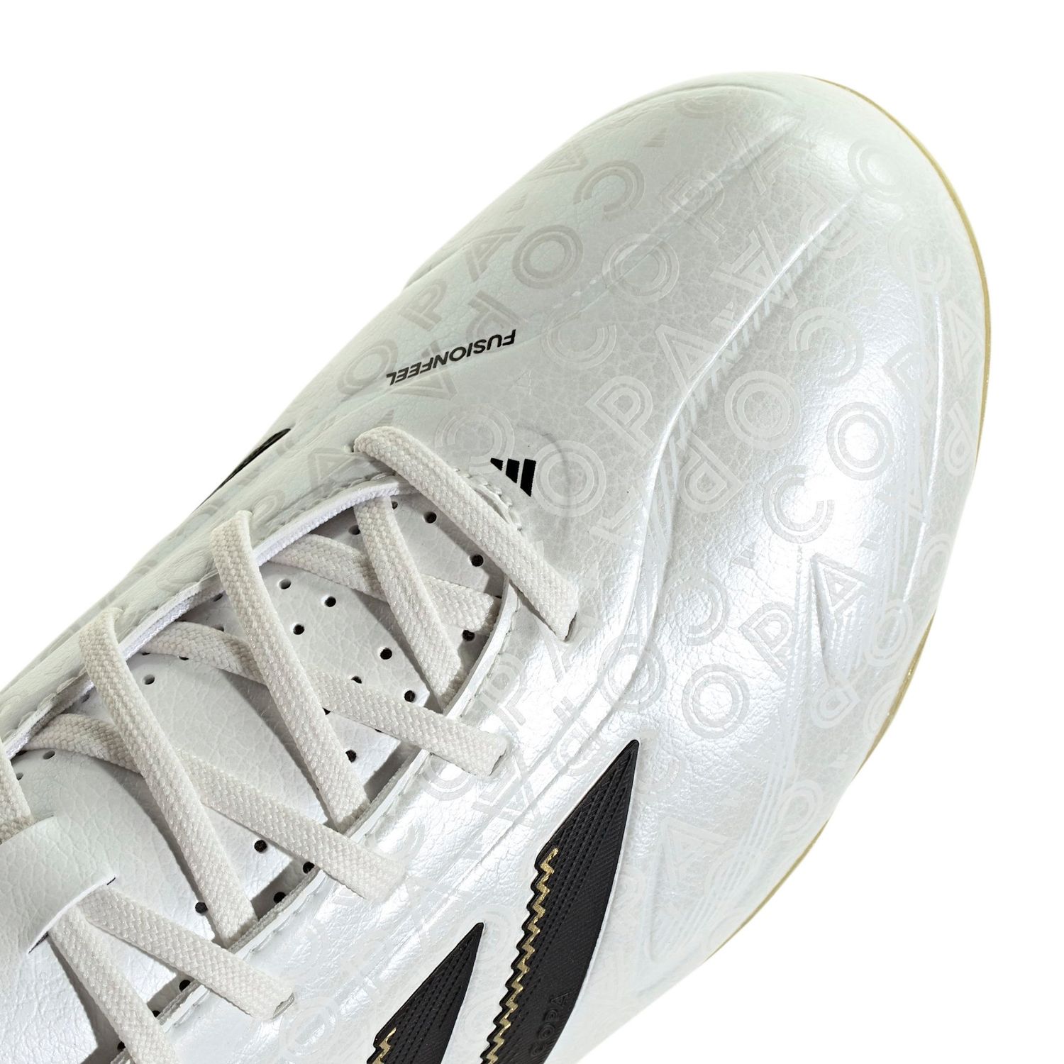 COPA PURE III LEAGUE FG JR (WHITE/BLACK/GOLD)