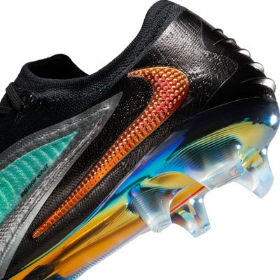 Nike Phantom 6 Low Elite FG - SoccerWorld