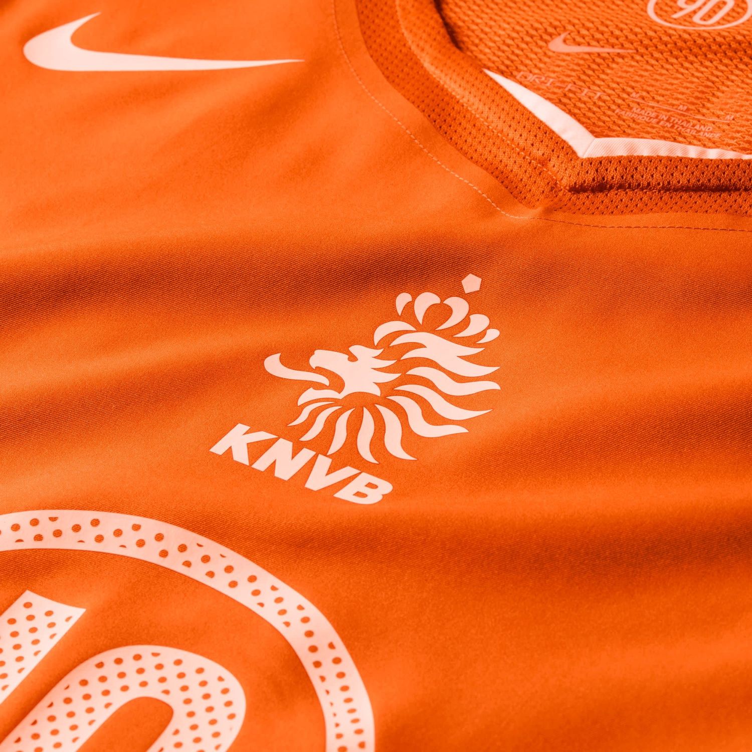 V.NISTELROOY HOLLAND REISSUE AUTHENTIC HOME JERSEY (ORANGE)