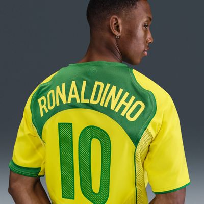 Nike Ronaldinho Brazil 2004 Total 90 Reissue Jersey - SoccerWorld
