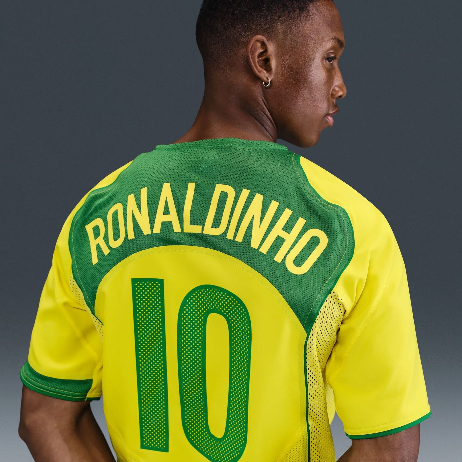 RONALDINHO BRAZIL REISSUE AUTHENTIC HOME JERSEY (YELLOW)