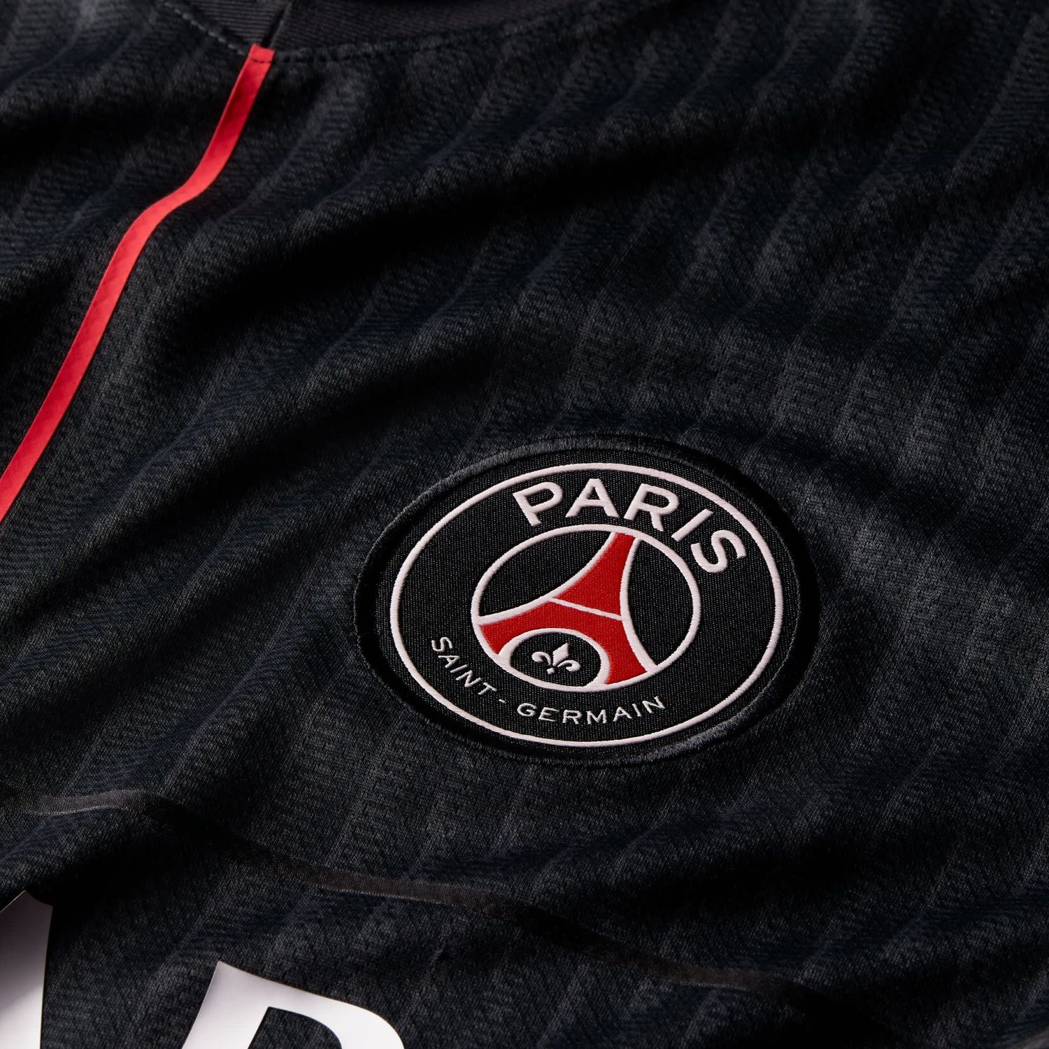 PSG 25/26 FOURTH JERSEY (BLACK/RED)