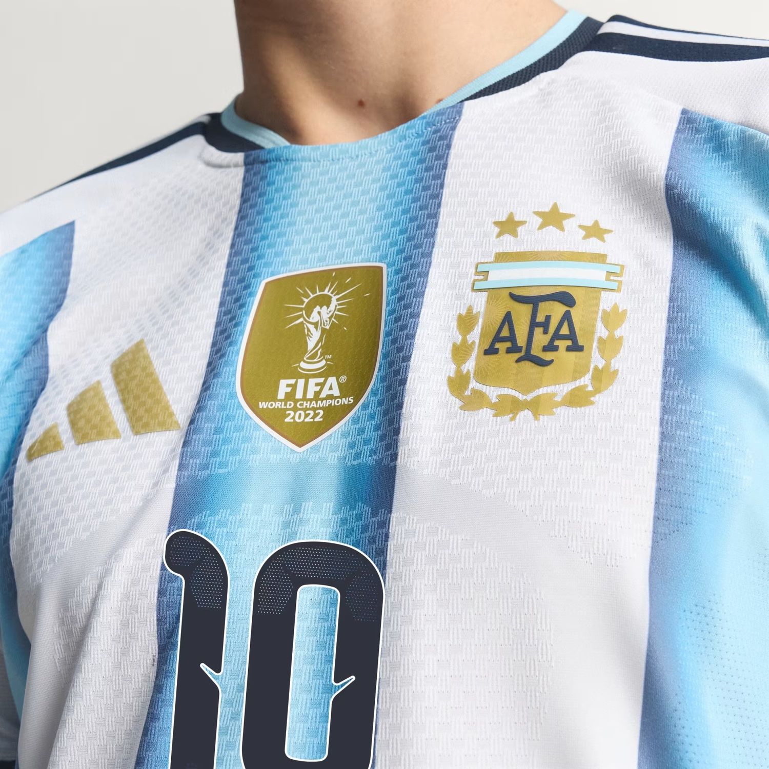 ARGENTINA MESSI 2026 AUTHENTIC HOME JERSEY (WHITE/BLUE)