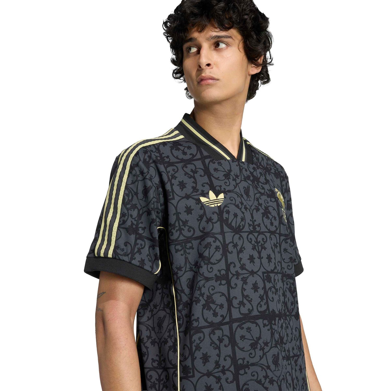 LIVERPOOL 25/26 LFSTLR JERSEY (BLACK/GOLD)