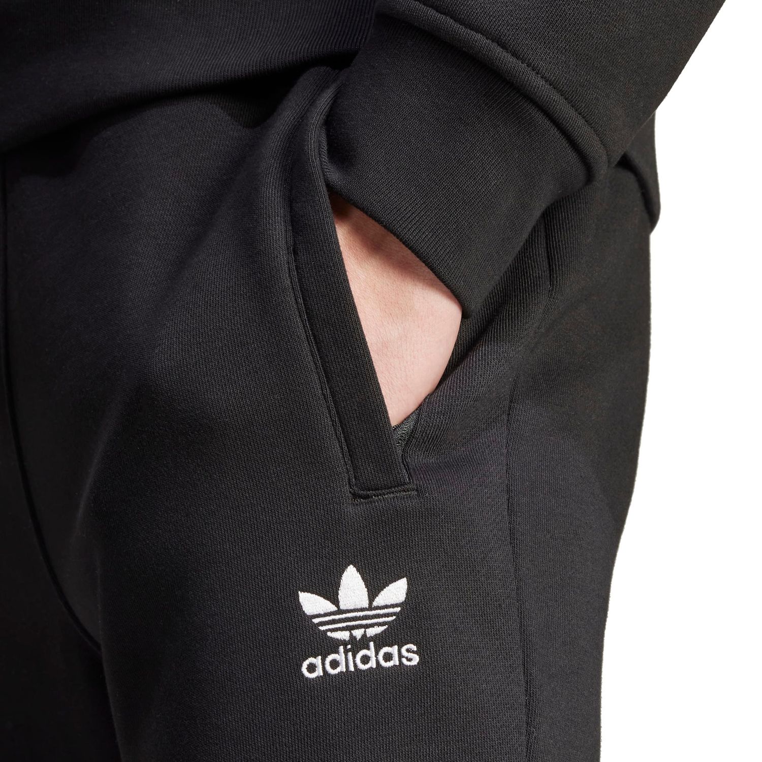 TREFOIL ESSENTIALS SWEATPANTS (BLACK)