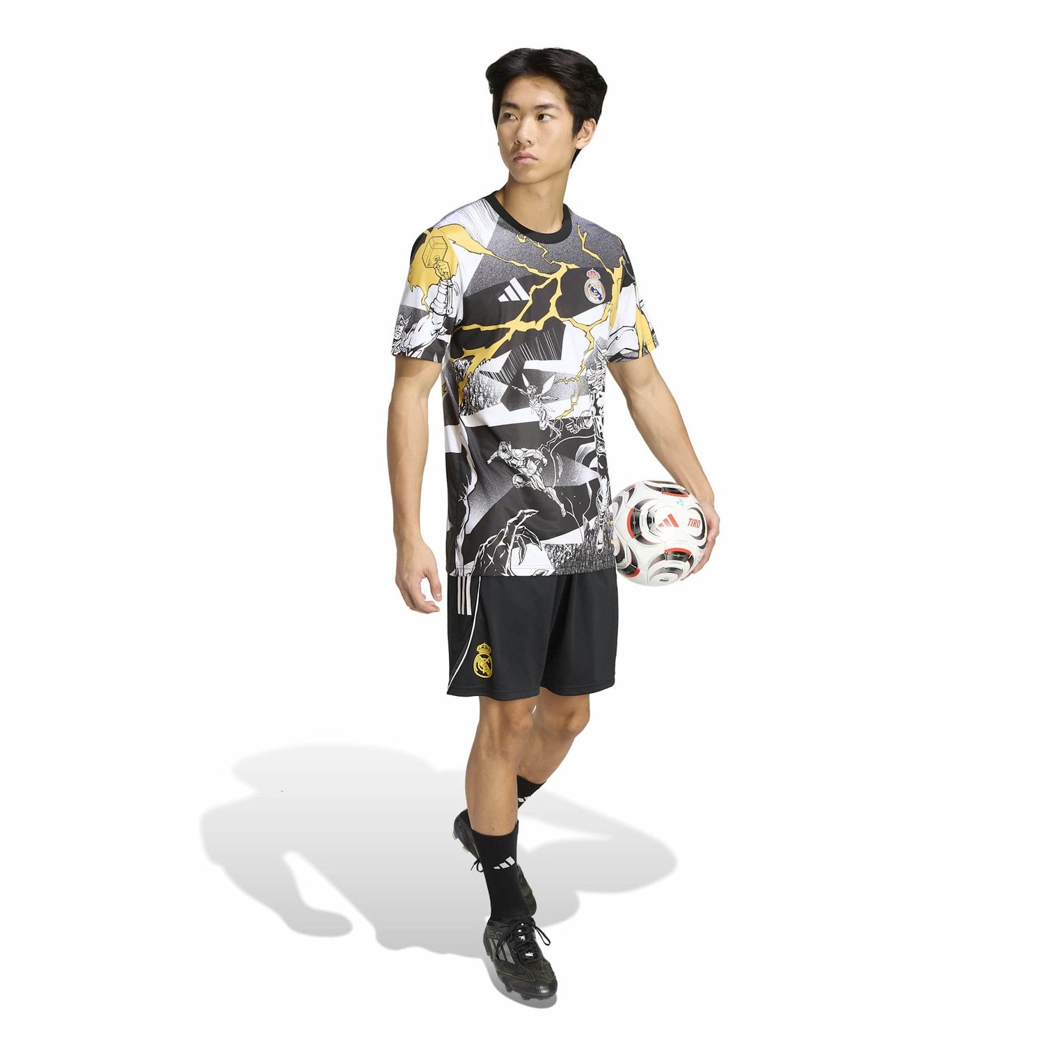 REAL MADRID 25/26 PRE-MATCH JERSEY MARVEL (BLACK/WHITE/GOLD)