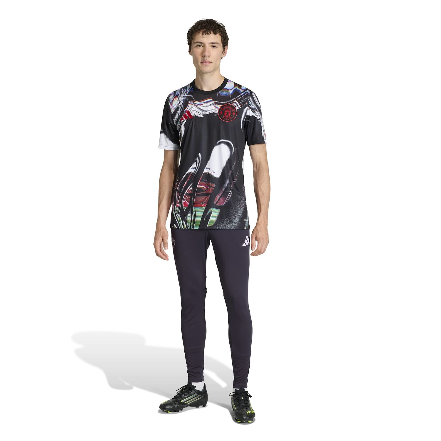 MANCHESTER UNITED 25/26 PREMATCH JERSEY (BLACK/WHITE)