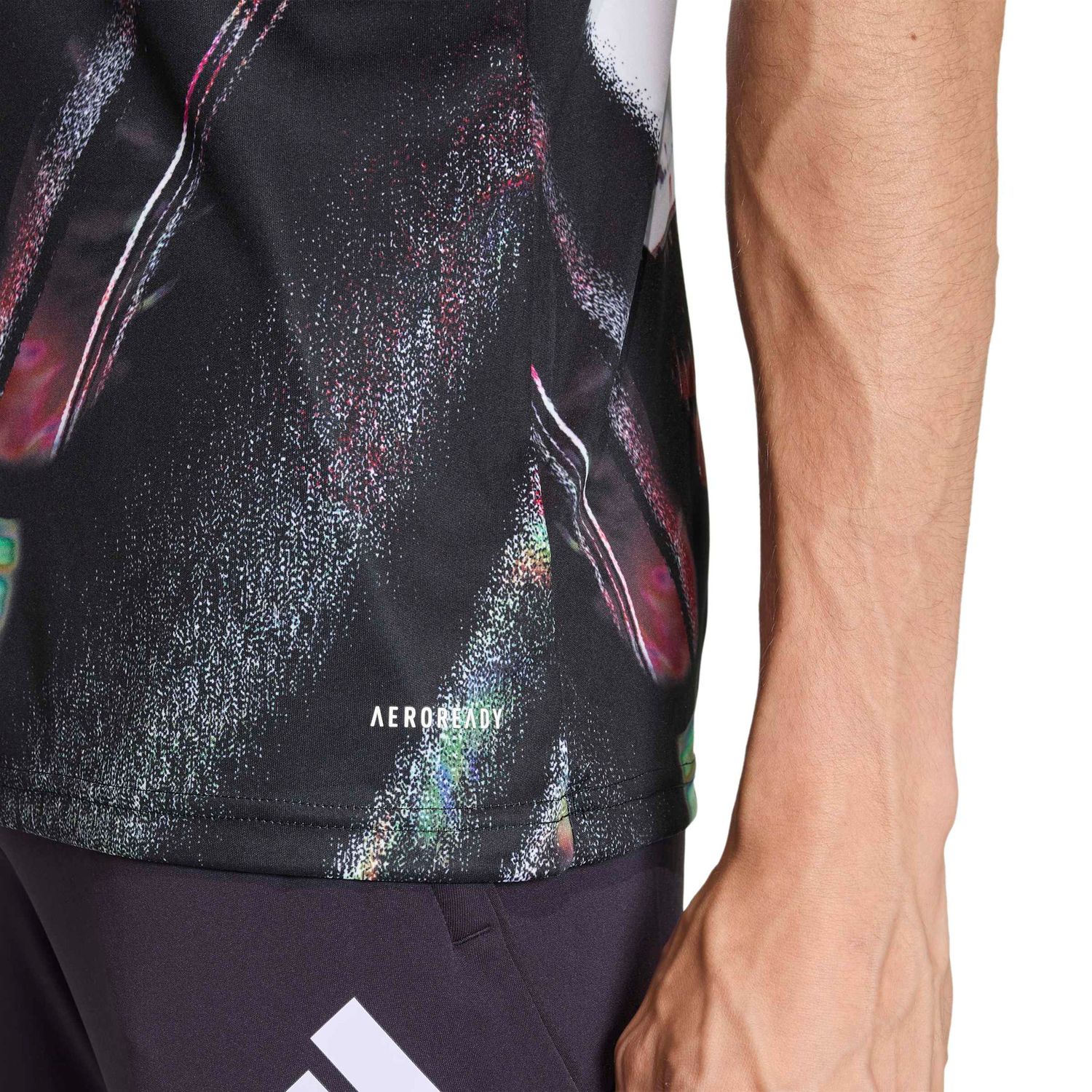 MANCHESTER UNITED 25/26 PREMATCH JERSEY (BLACK/WHITE)