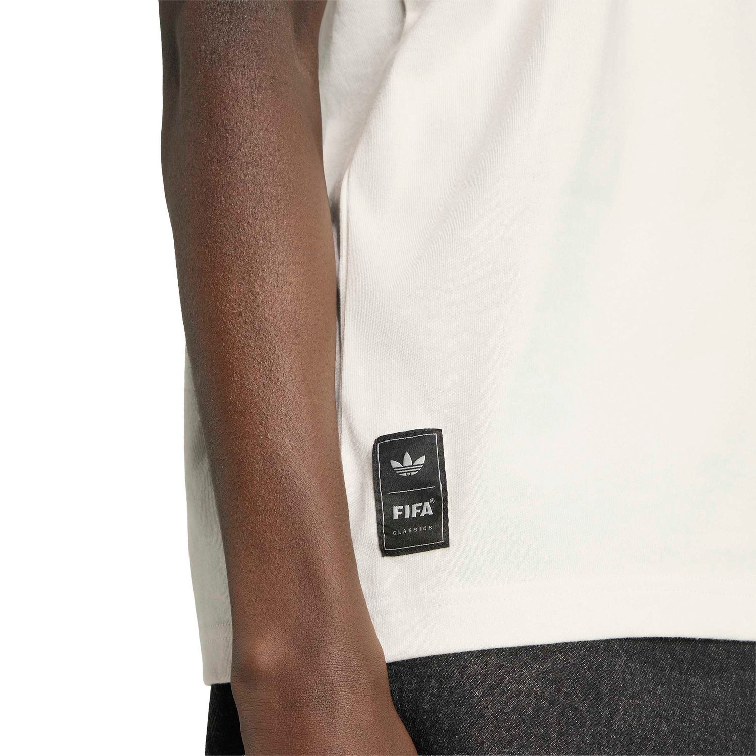 WORLD CUP 2026 MASCOT GRAPHIC TEE (WHITE)