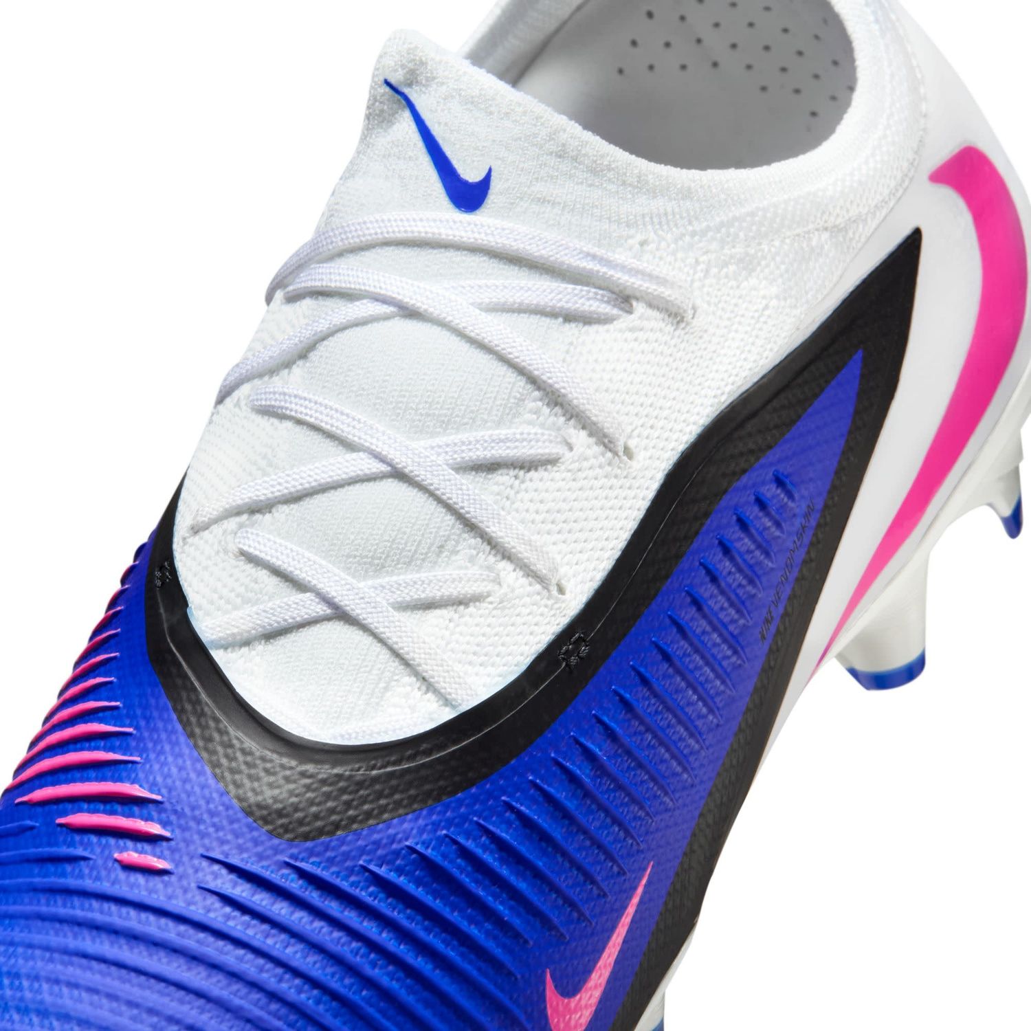 PHANTOM 6 LOW PRO FG (BLUE/PINK/WHITE)