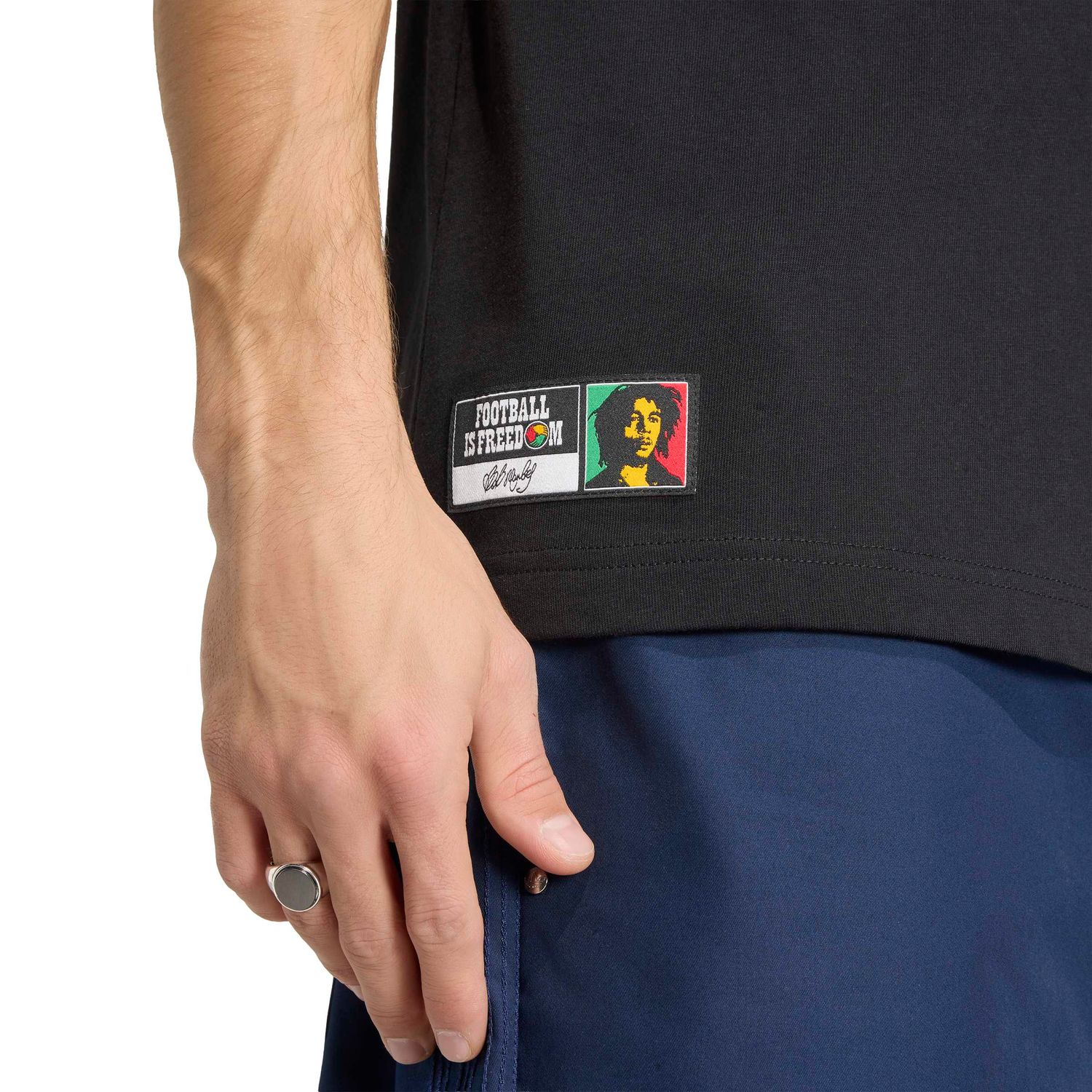 JAMAICA  X BOB MARLEY 2026 DNA T-SHIRT (BLACK)