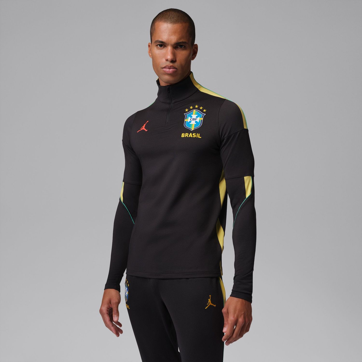 BRAZIL 2026 JORDAN STRIKE DRILL TOP (BLACK/YELLOW)