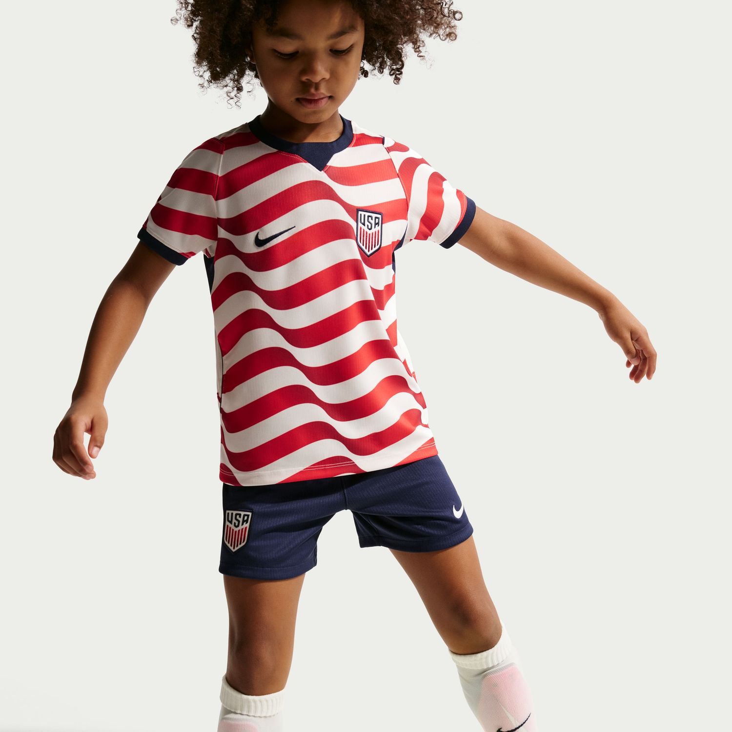 USA 2026 HOME KIT CHILD (RED/WHITE/NAVY)