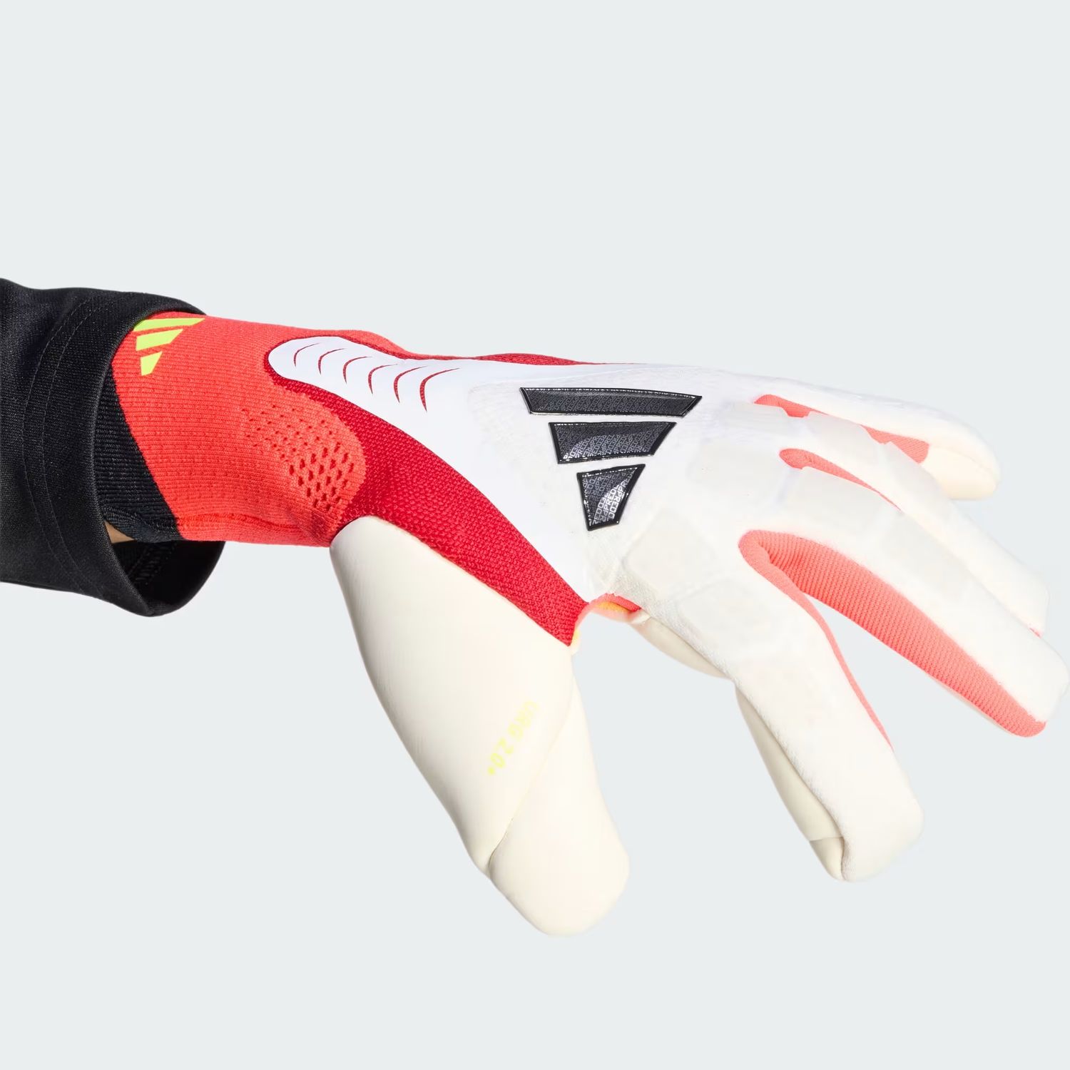 PREDATOR PRO GK GLOVES (WHITE/RED/BLACK)