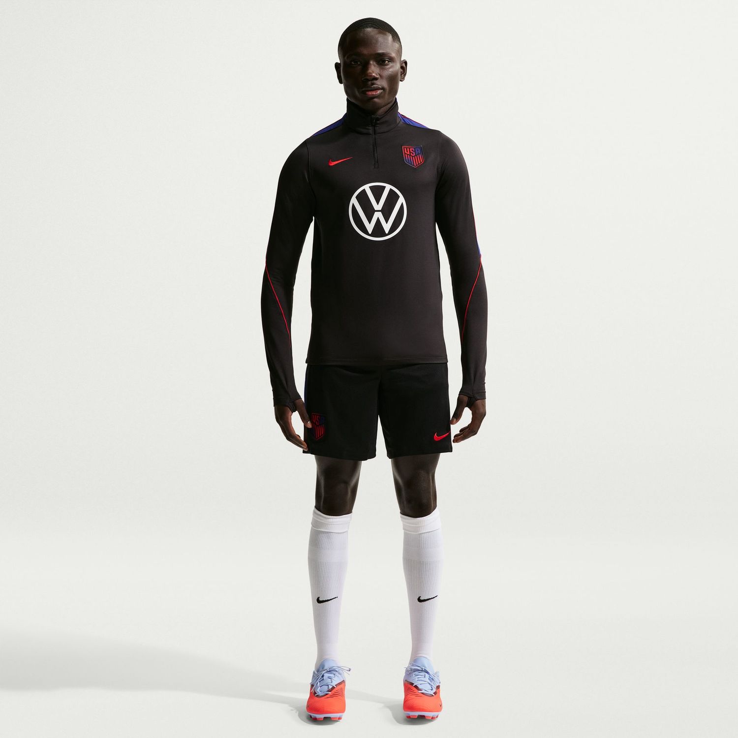 USA 2026 STRIKE DRILL TOP (BLACK)