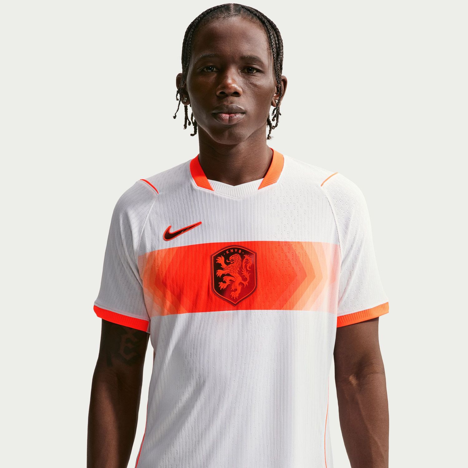 NETHERLANDS 2026 AUTHENTIC AWAY JERSEY (WHITE/ORANGE)
