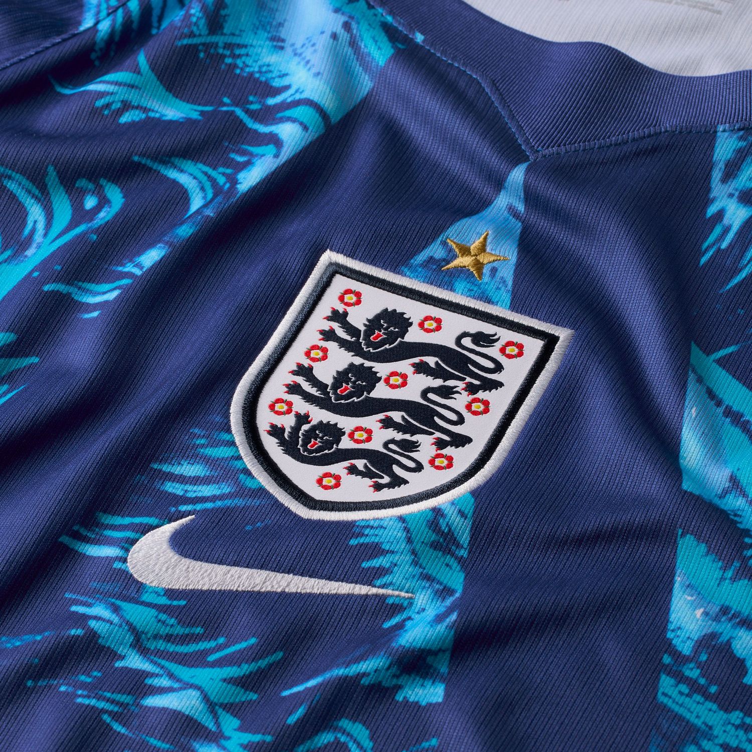 ENGLAND 2026 GOALKEEPER JERSEY (BLUE)