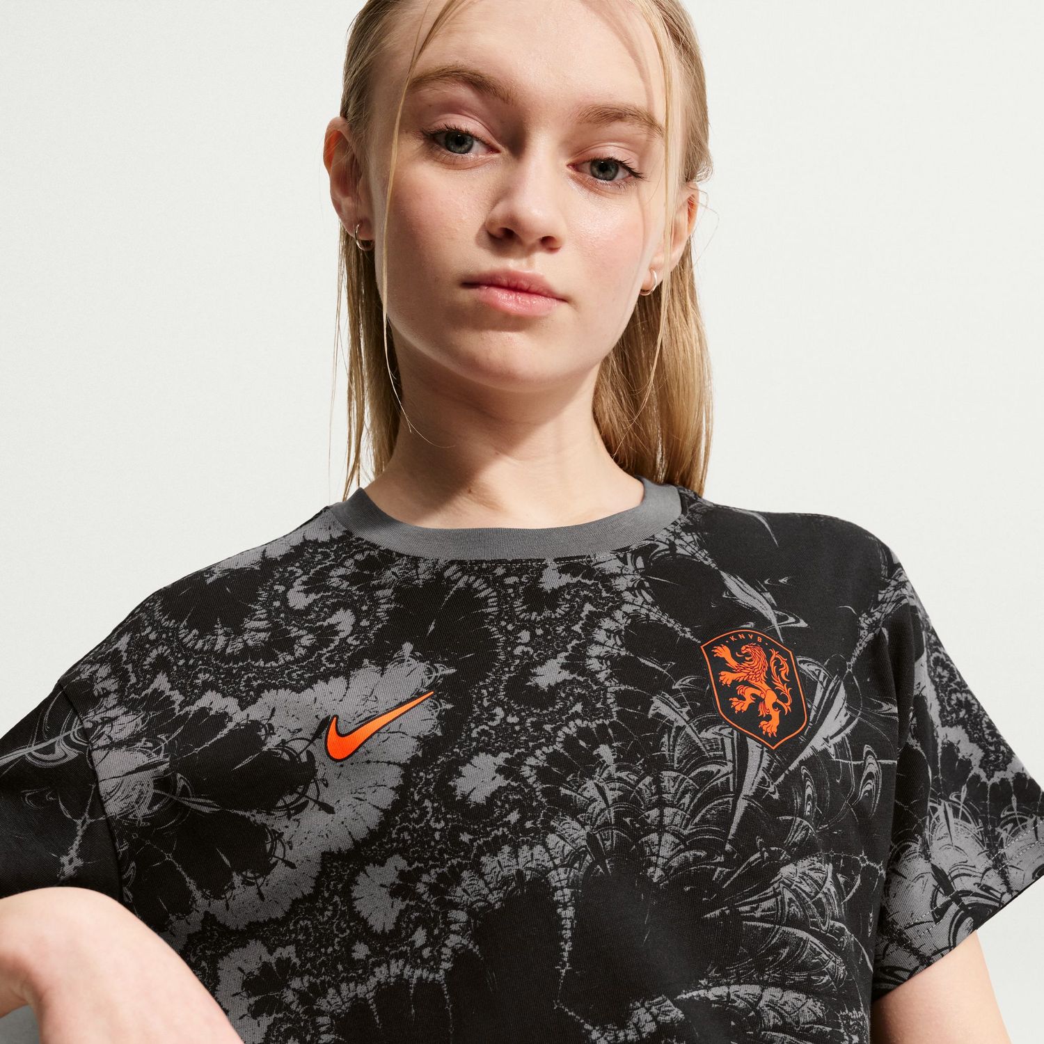 NETHERLANDS 2026 AWAY TEE YOUTH (BLACK/GRAY)