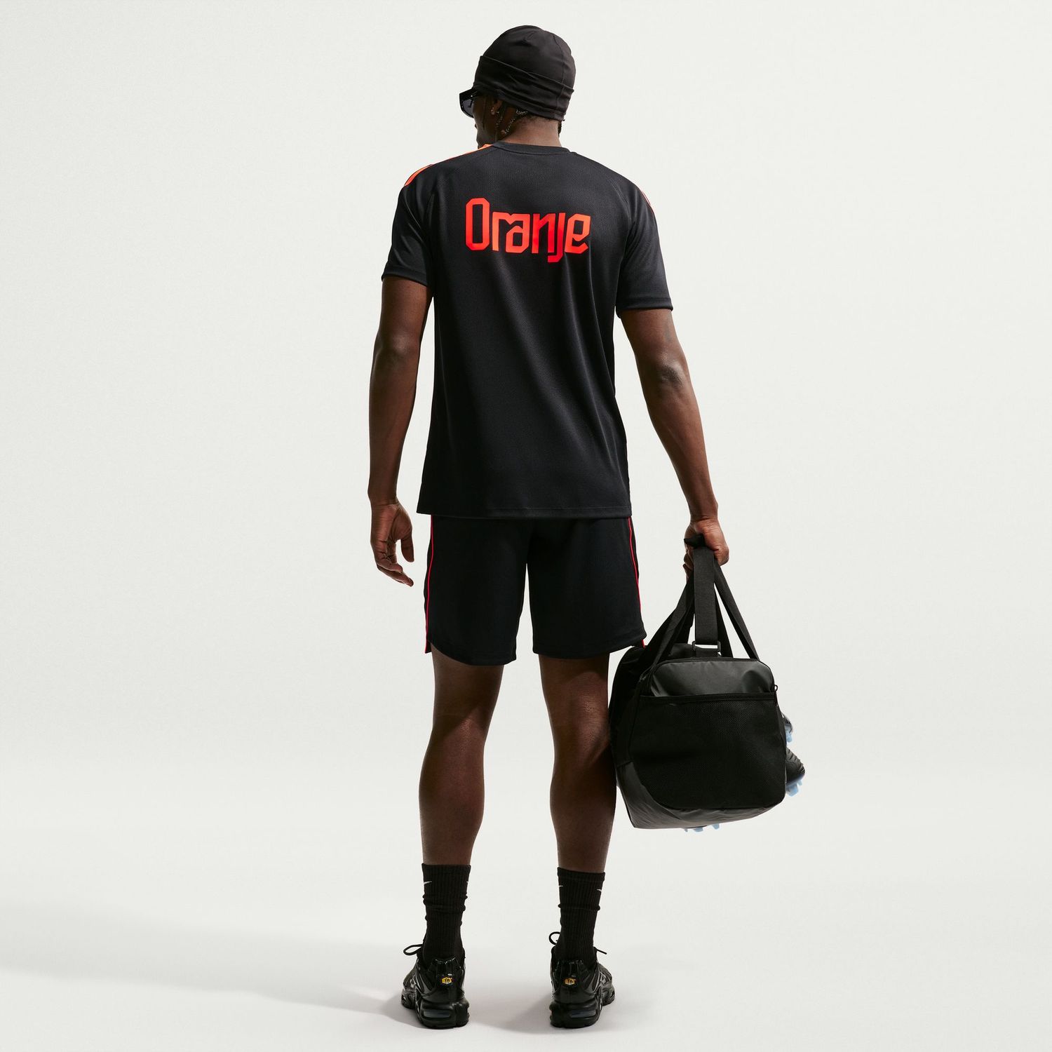 NETHERLANDS 2026 STRIKE TRAINING JERSEY (BLACK)