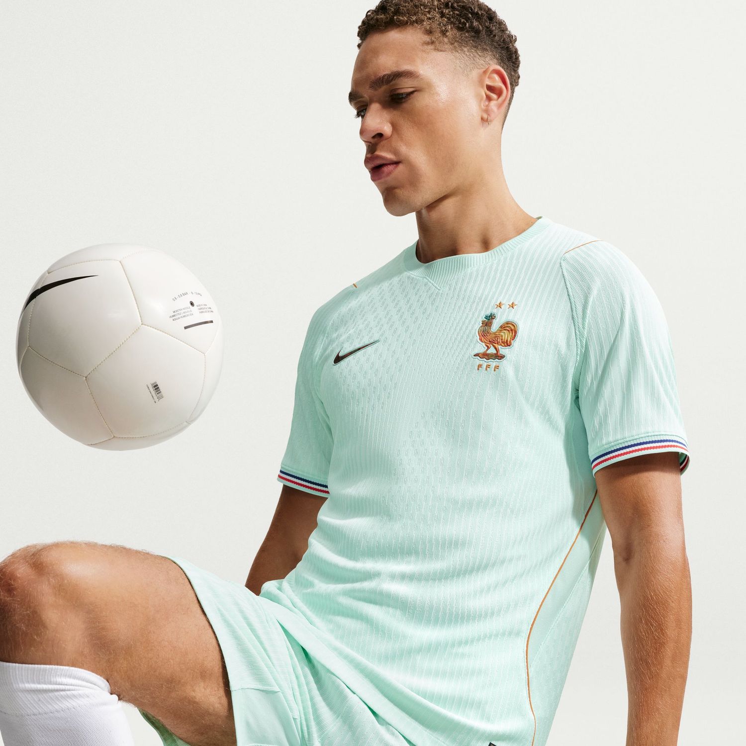 FRANCE 2026 AUTHENTIC AWAY JERSEY (MINT)