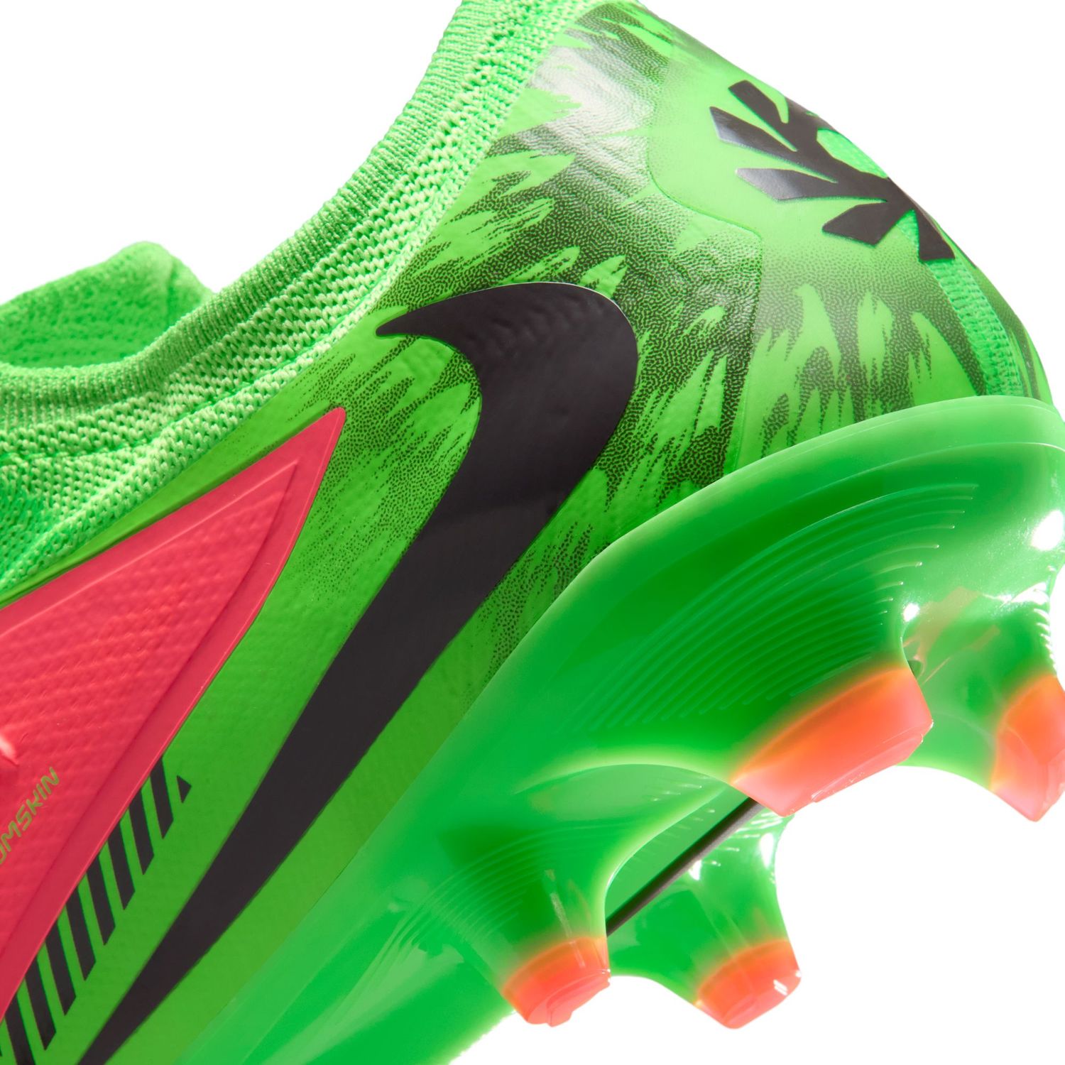 PHANTOM 6 LOW PRO FG EH (PUNCH/GREEN)