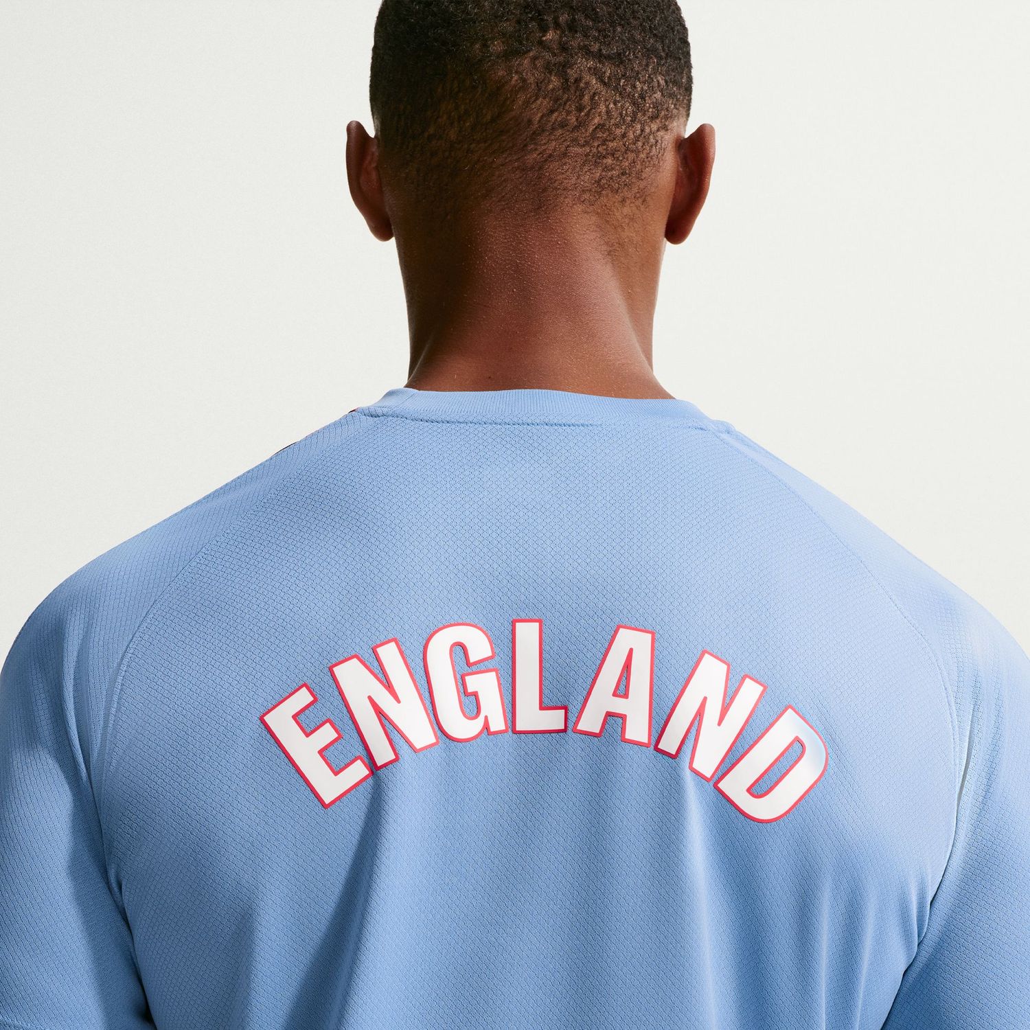 ENGLAND 2026 STRIKE TRAINING JERSEY (LIGHT BLUE)