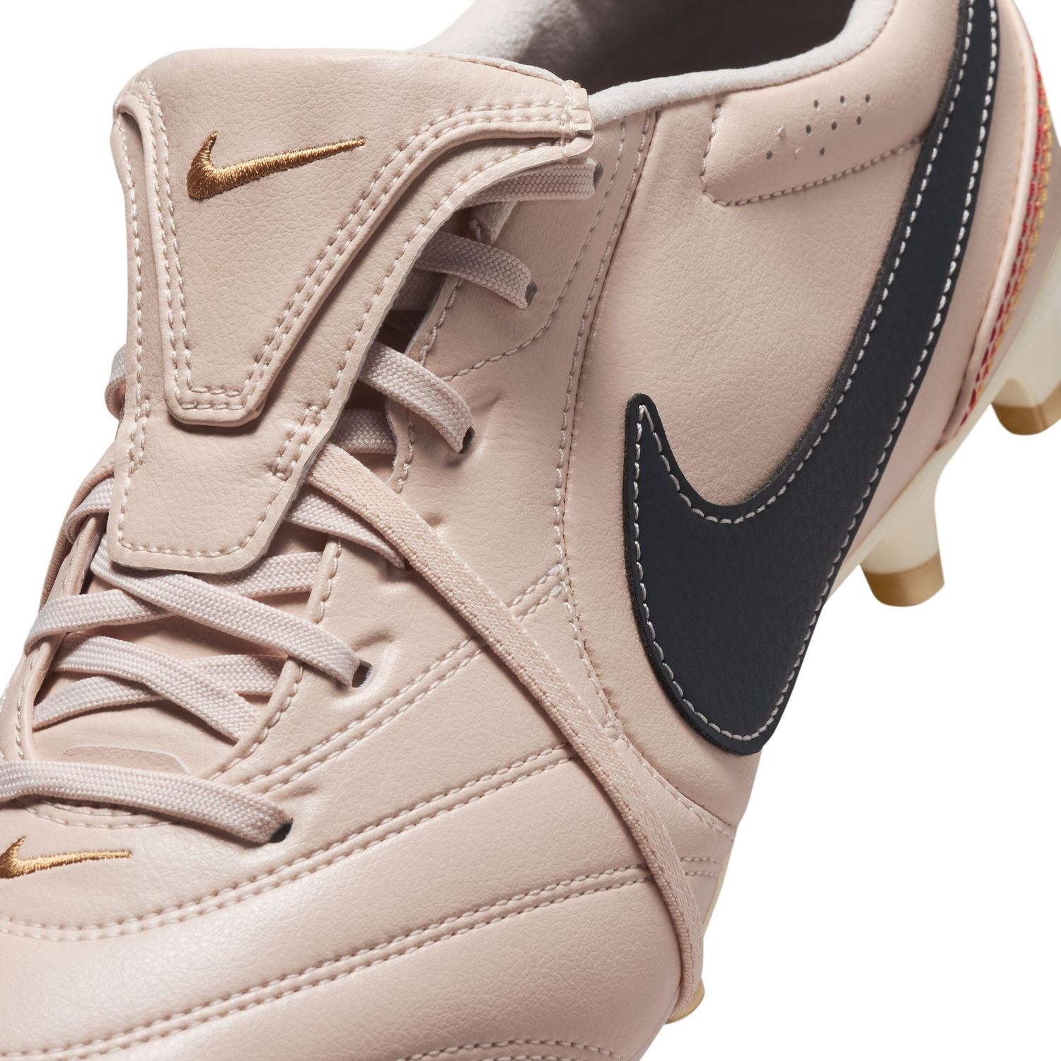 TIEMPO LIGERA PRO FG FT (PEARL WHITE/OBSIDIAN)