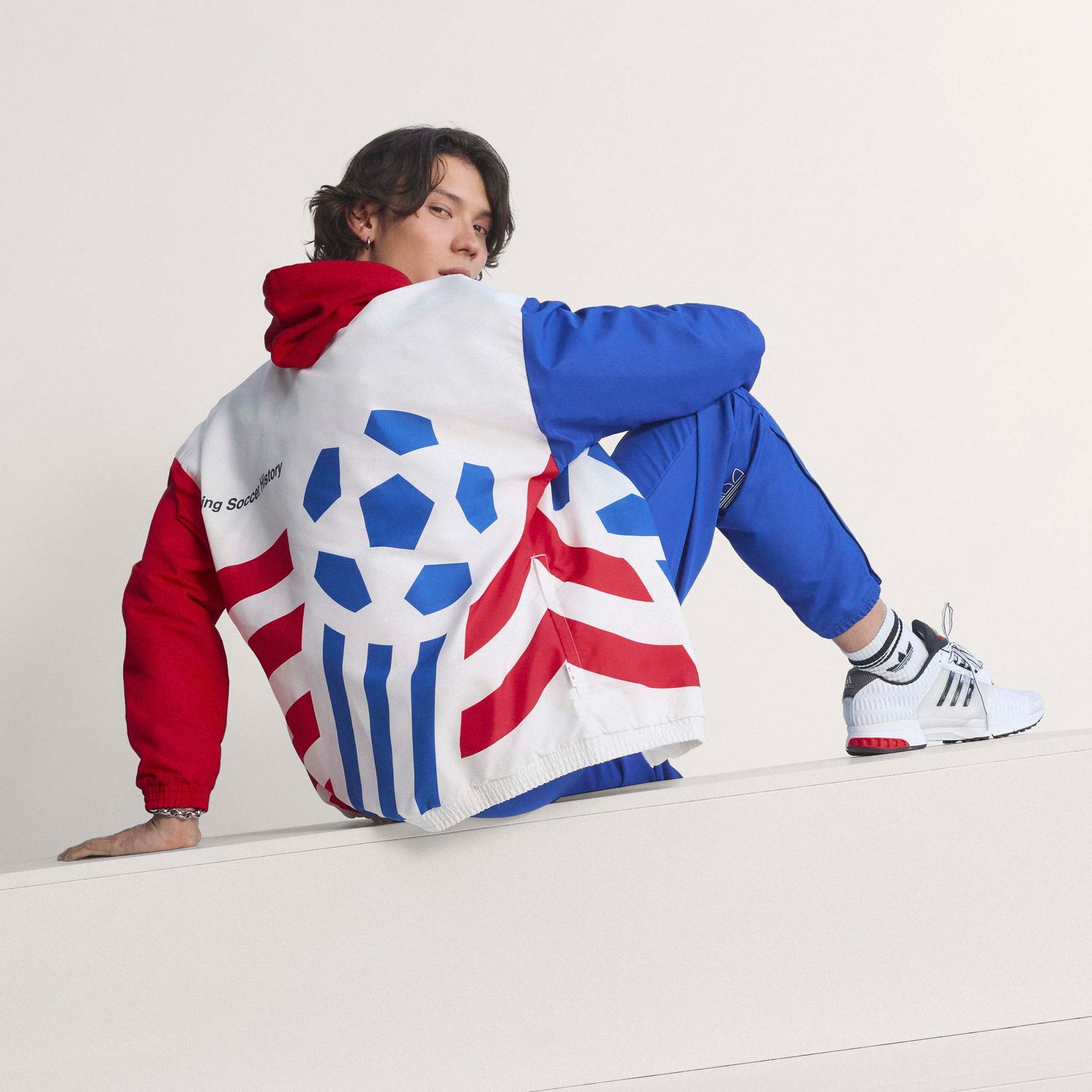 USA 94 GRAPHIC WOVEN JACKET (WHITE/RED/BLUE)