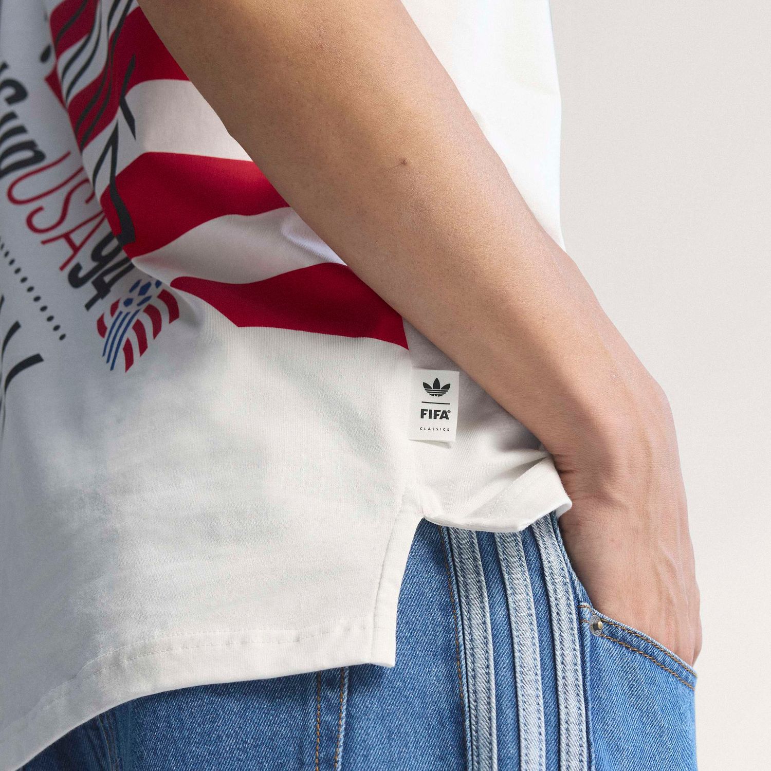 USA 94 GRAPHIC TEE (WHITE/RED/BLUE)