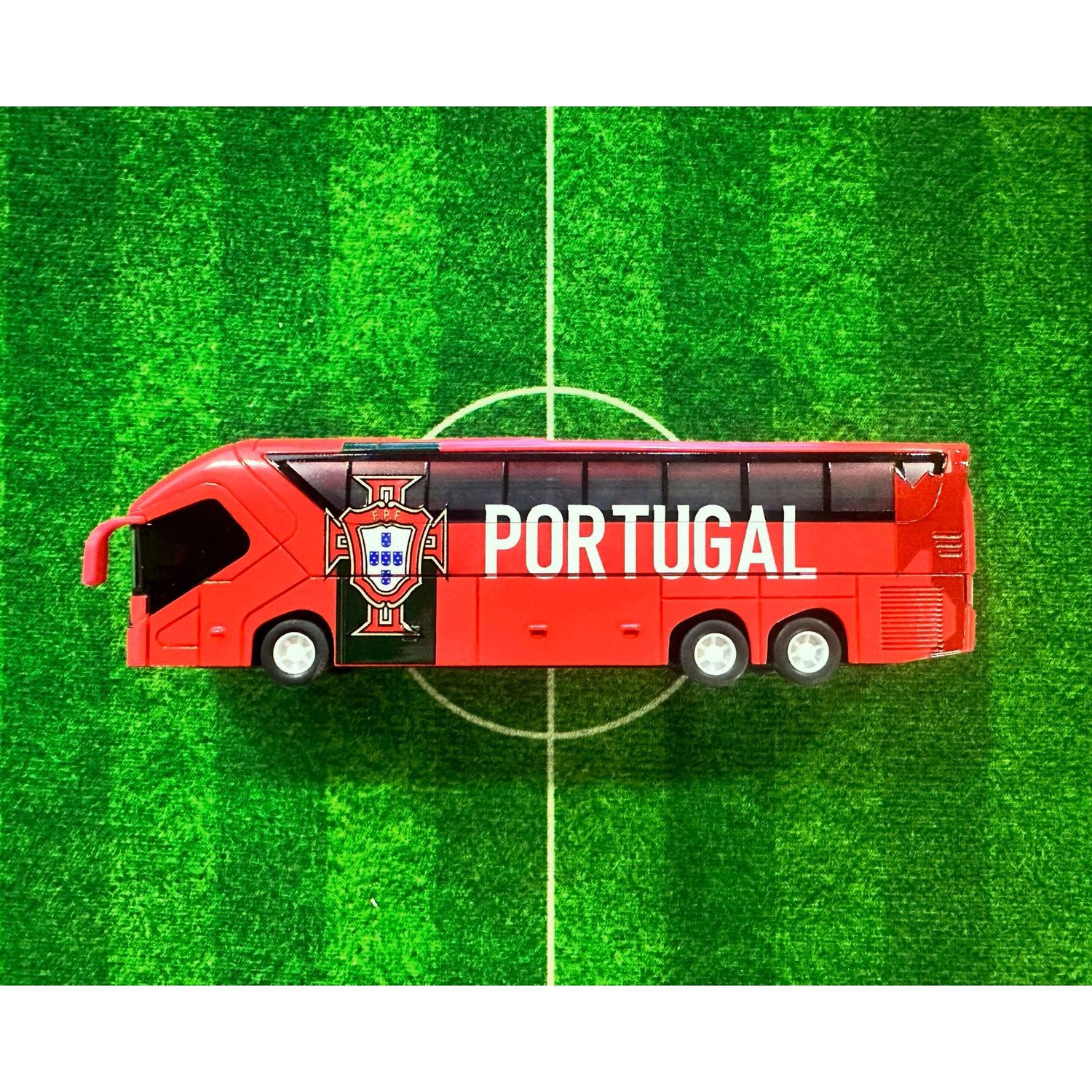 PORTUGAL MINIATURE TEAM BUS