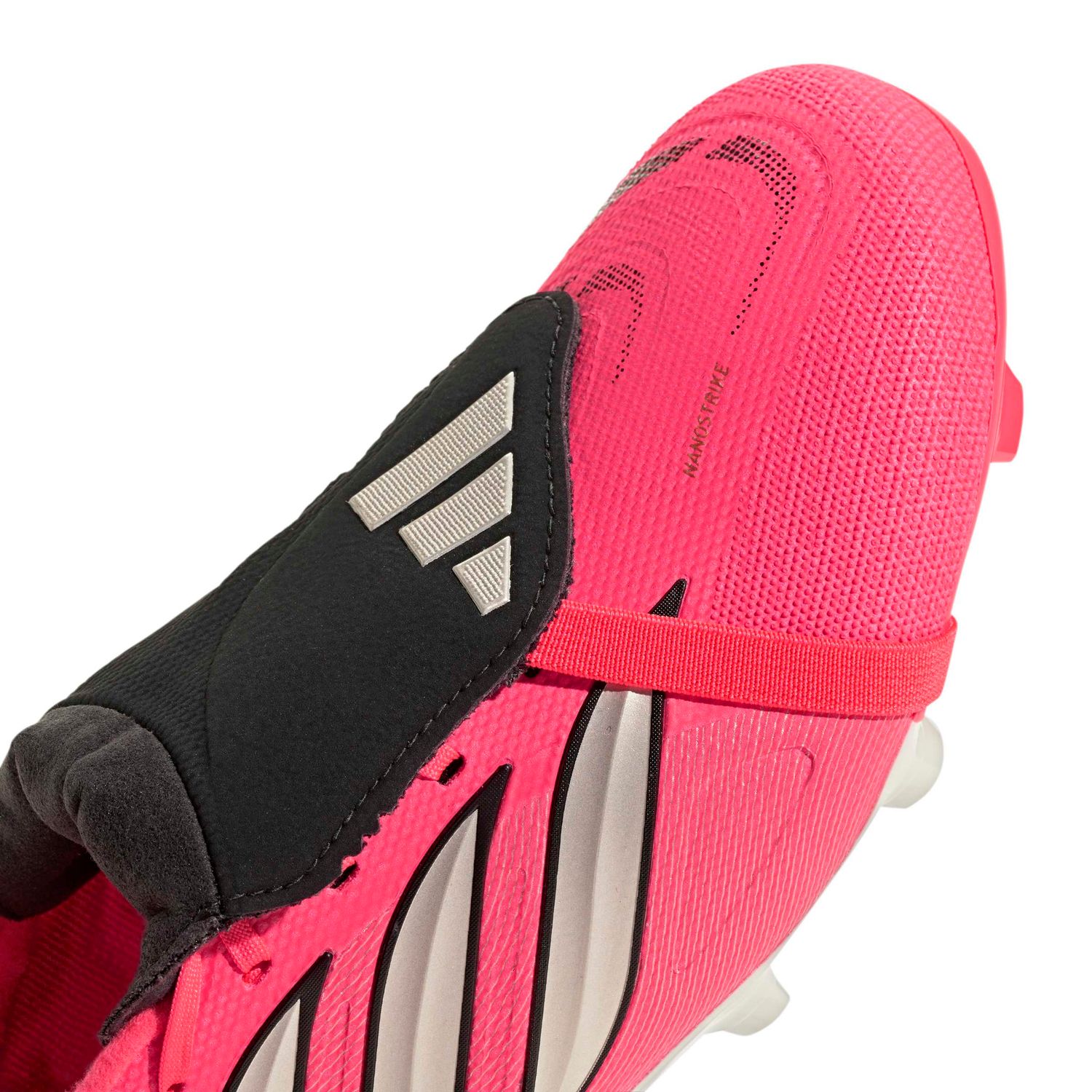 PREDATOR LEAGUE FT FG (SOLAR TURBO/CHROME/BLACK)