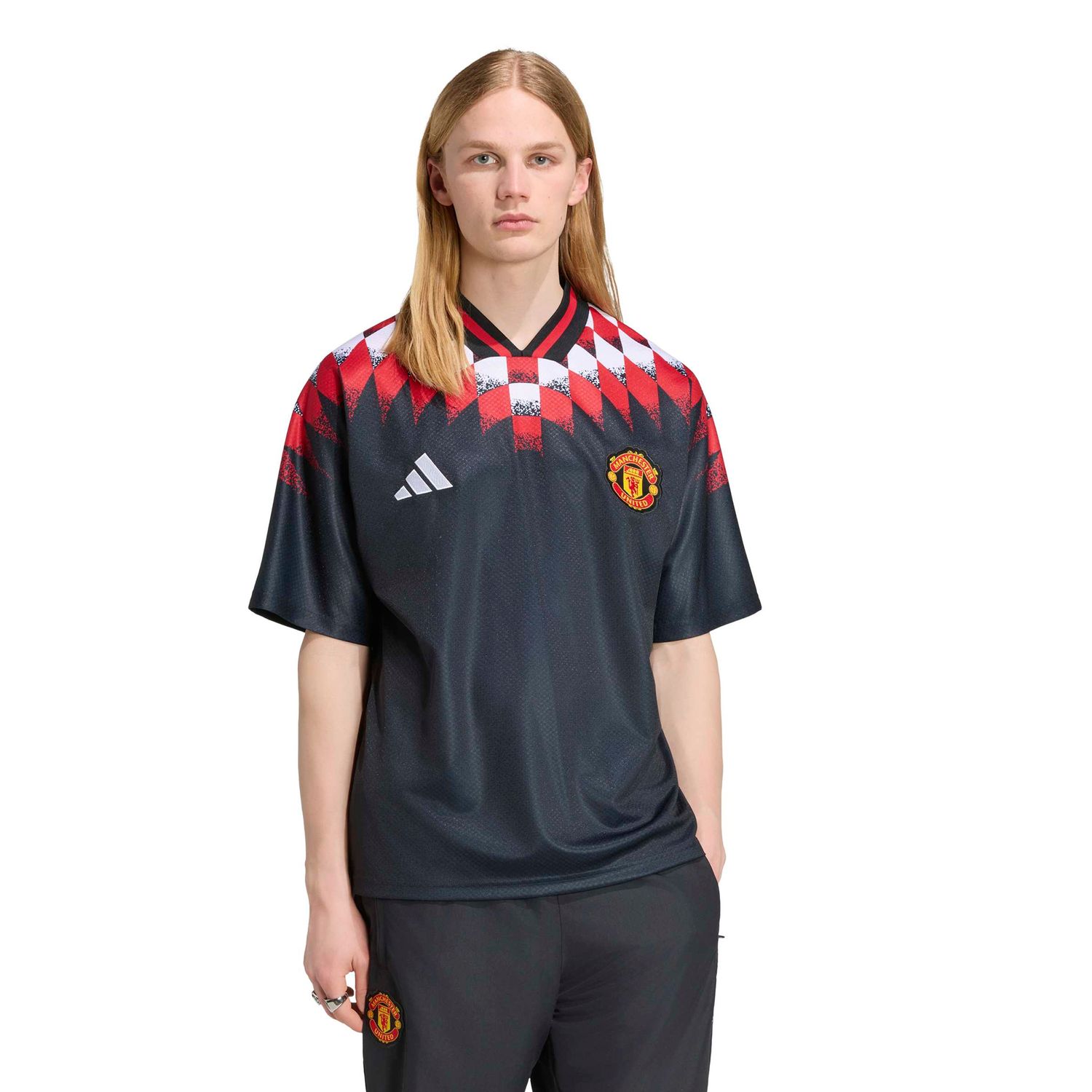MANCHESTER UNITED 26/27 STADIUM JERSEY (BLACK)