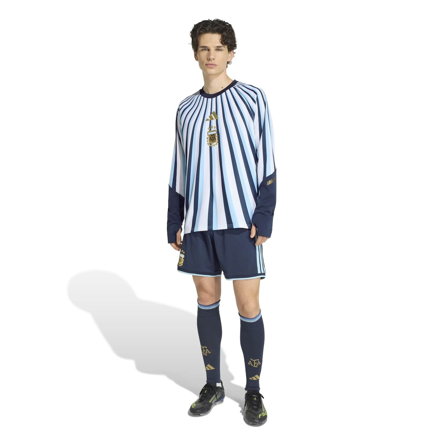 ARGENTINA 2026 HOME PREMATCH WARM TOP (WHITE/BLUE)