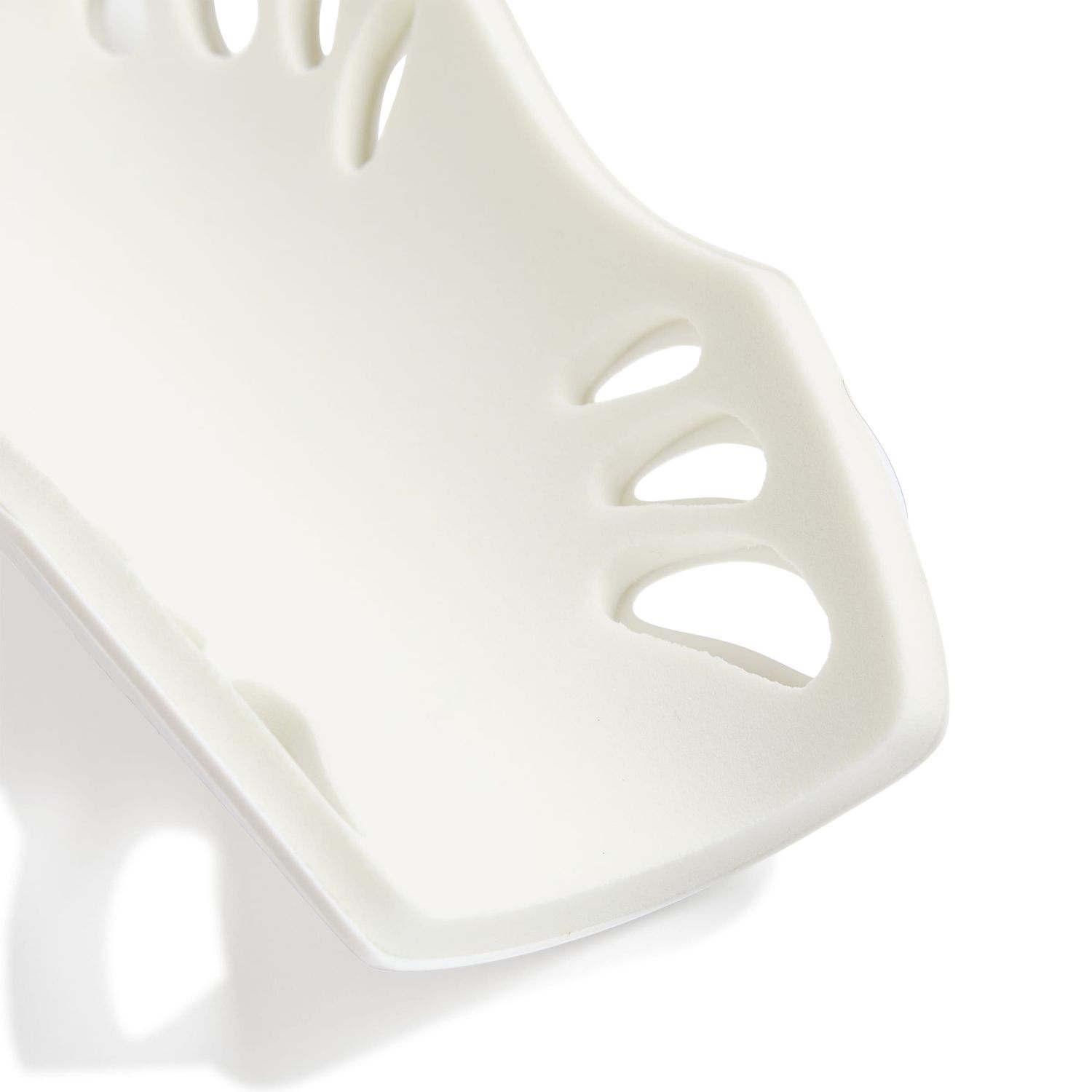 ADIFLEX SHIN GUARD (WHITE)