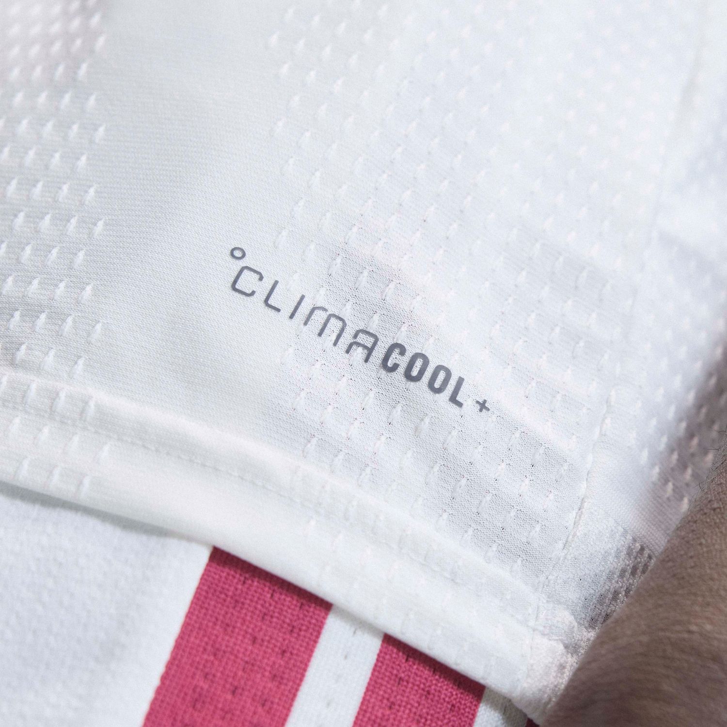 REAL MADRID 26/27 AUTHENTIC HOME JERSEY (WHITE/PINK)