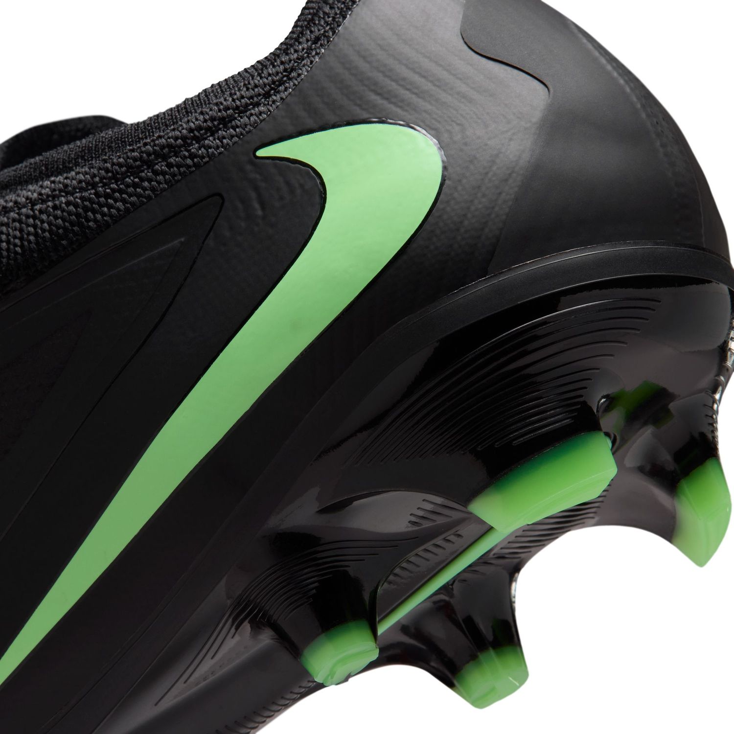 PHANTOM 6 LOW PRO FG (BLACK/GREEN)